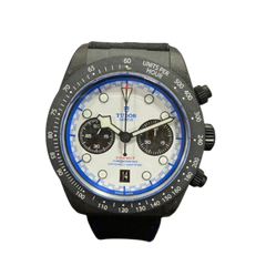 TUDOR（チューダー）　ブラックベイクロノ カーボン42ｍｍ　79377KN 未使用品　AE-37（中野店）