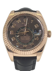 ROLEX（ロレックス）スカイドゥエラー326135　チョコ　アラビア文字盤　ロレックス認定中古品　認定中古ギャランティー2025年6月 中古美品　UG-425 (上野店)