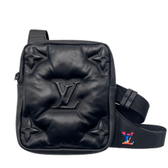 LOUIS VUITTON (�륤�����ȥ�)�������ȥꥫ�� ����󥰥Хå� �� �쥶���� �֥�å��� M68773 ��������ʡ�AE-471������Ź��