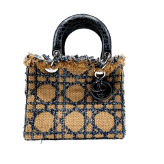 DIOR (�ǥ�������) ��ǥ��ǥ������� ���åȥ�������� ����� �����դ� 2011ǯ ����� AF-531������Ź��