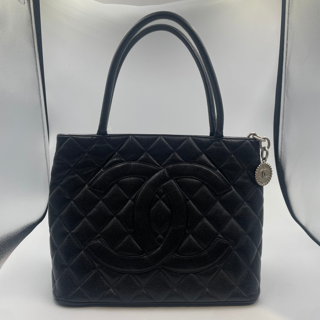 CHANEL(シャネル) 1804トートバッグ ブラック キャビアスキン 5番台