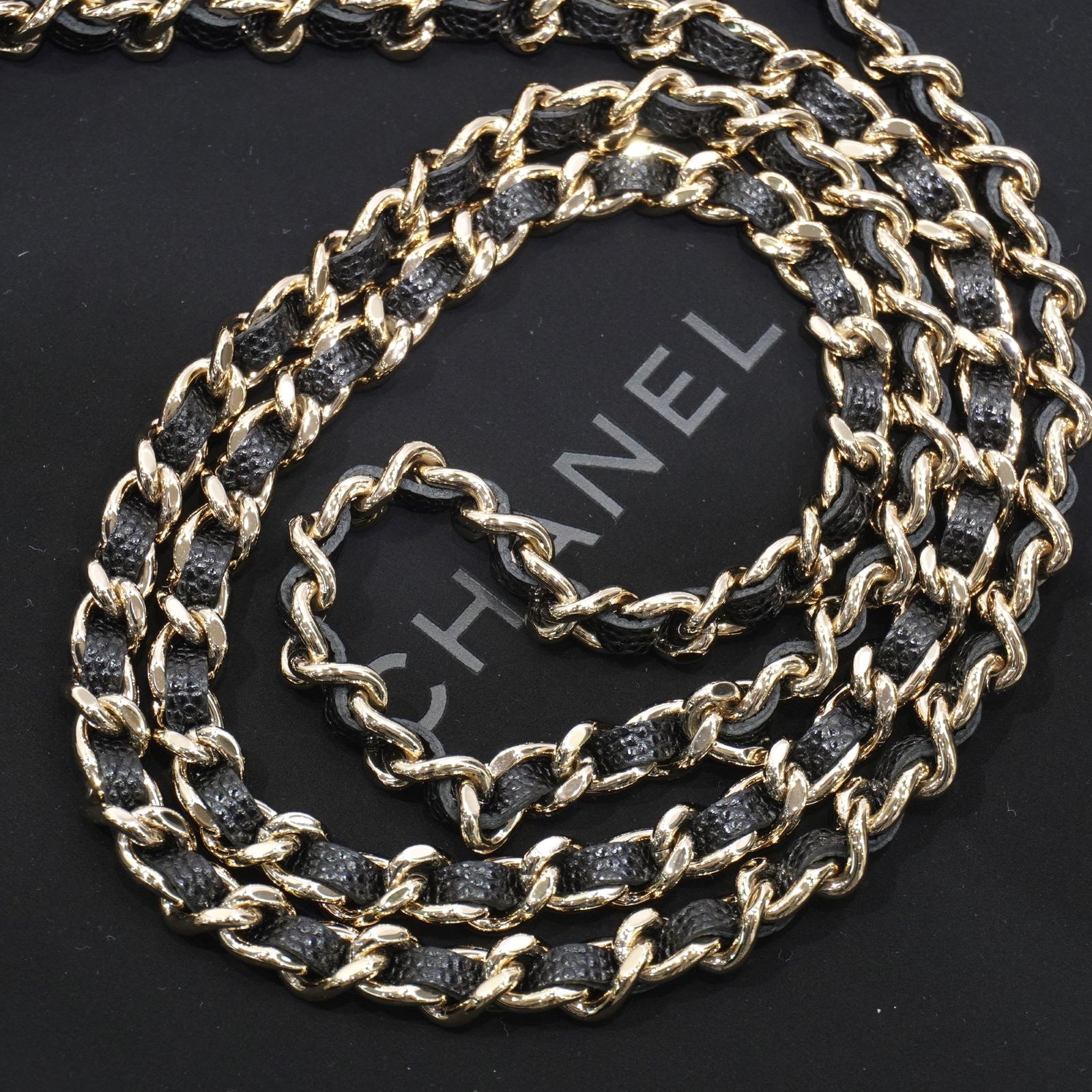 CHANEL(����ͥ�) �ޥȥ�å��ե��󥱡���(2way��������) AP3238 �֥�å�(SG���) ����ӥ������� ̤���� Z69 ���Ź