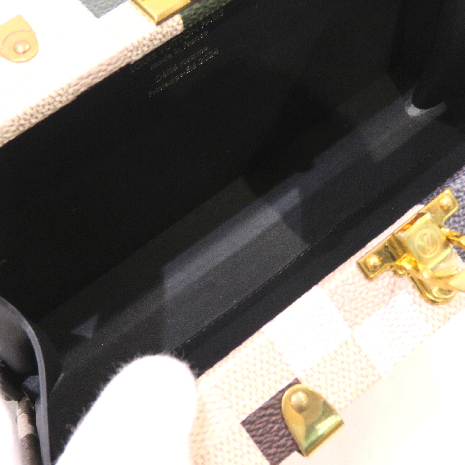 LOUIS VUITTON (�륤�����ȥ�) �ͥ�������åȥȥ�� ���������Хå� ���������꡼��/������ɶ�� ����ե顼���� �����Х�/�쥶�� ̤���� T91 ���Ź