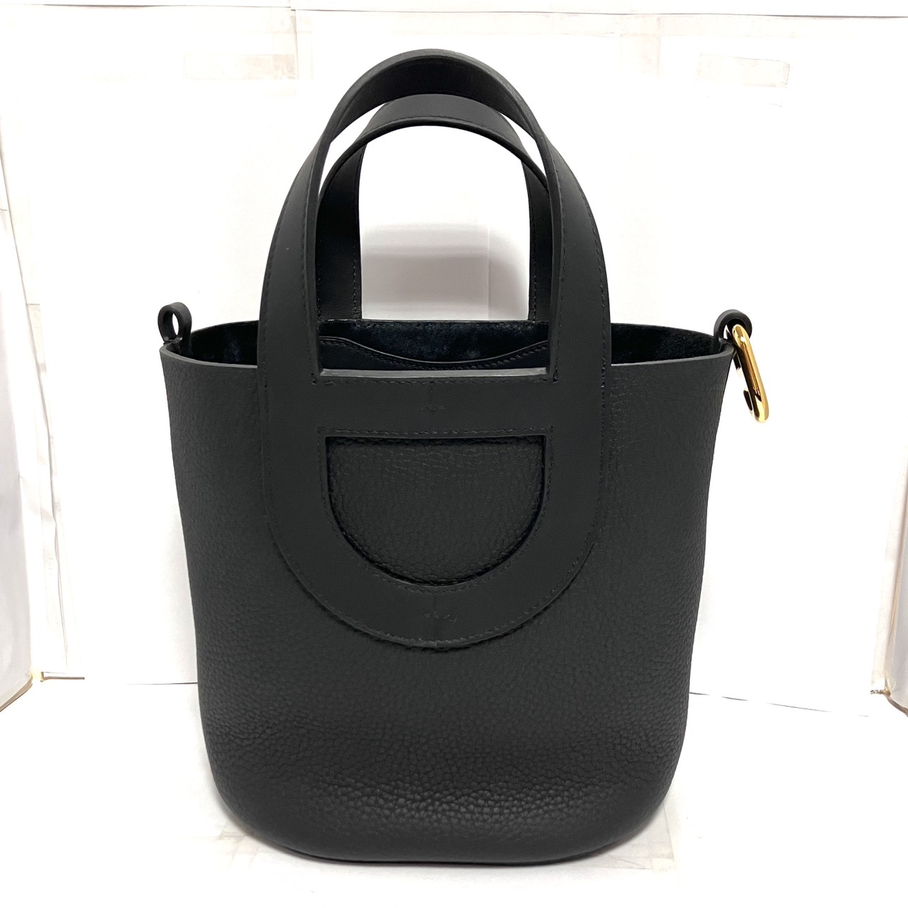 新品未使用✨エルメス ハンドバッグ インザループ18 黒 ゴールド金具　K刻印 ブランドバンク フリマサイト ブラバン｜HERMES (エルメス) インザ