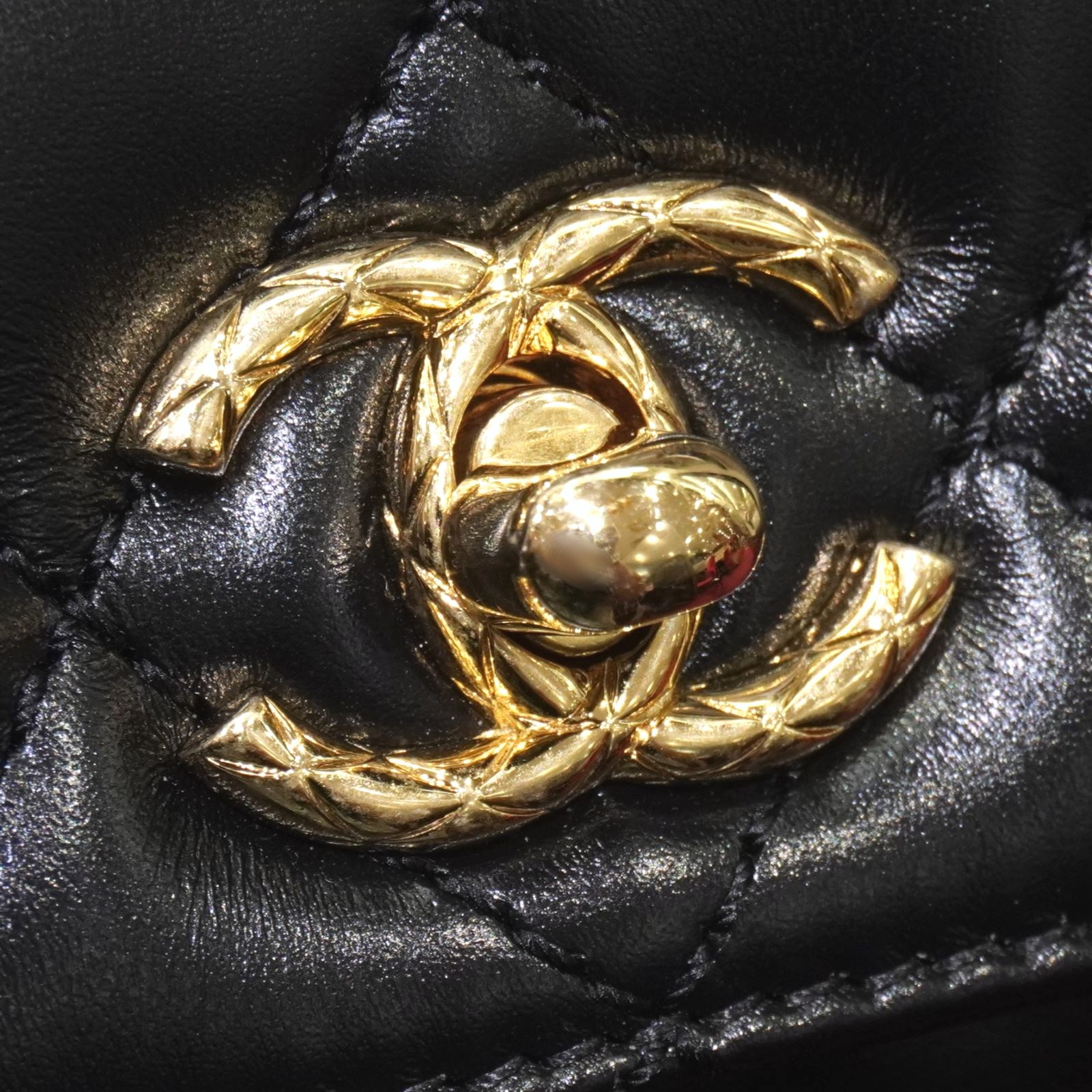 CHANEL (����ͥ�) �����ϥ�ɥ�24(XS) �֥�å�(G���) ������ ̤���� D44 ���Ź