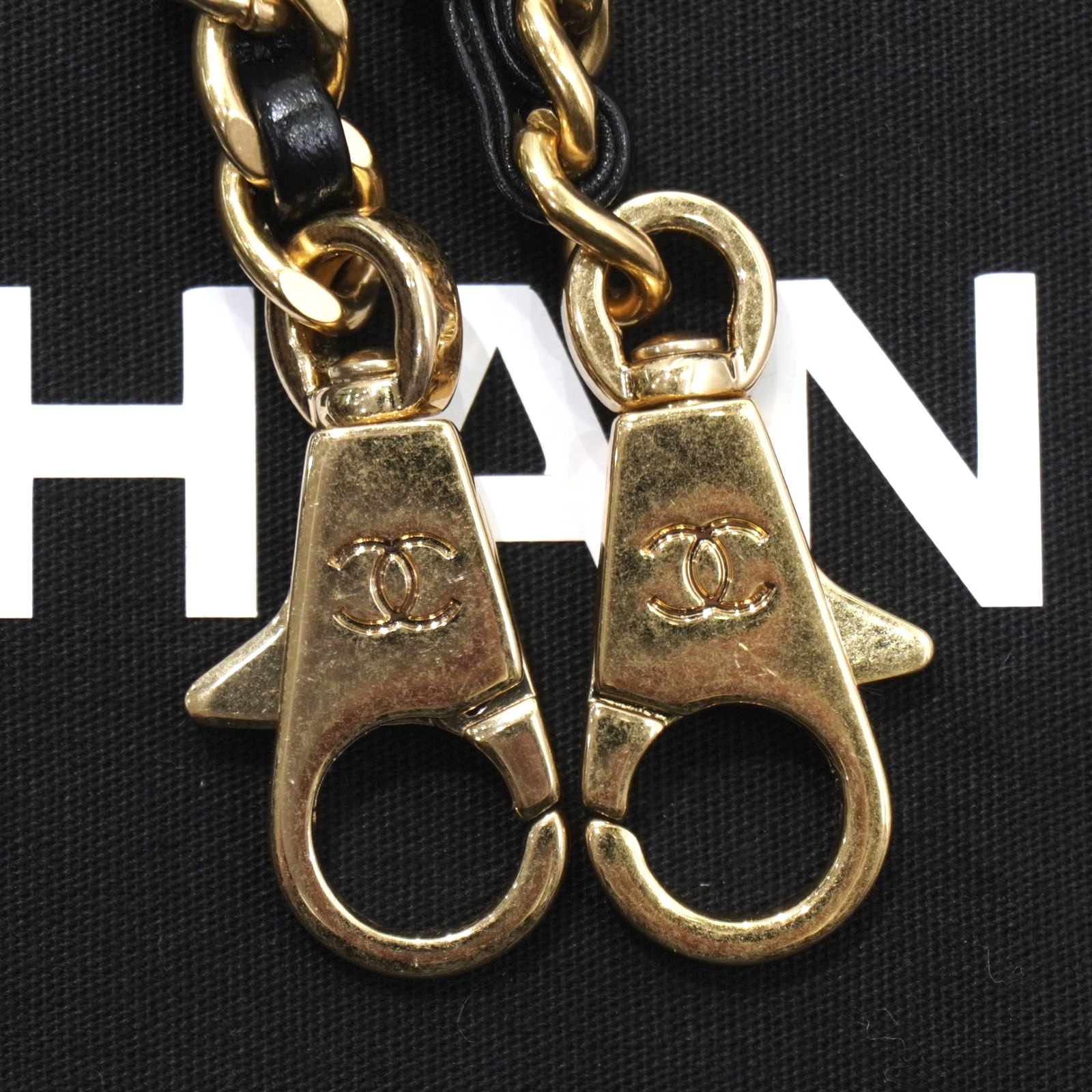 CHANEL (����ͥ�) �����ϥ�ɥ�24(XS) �֥�å�(G���) ������ ̤���� D44 ���Ź