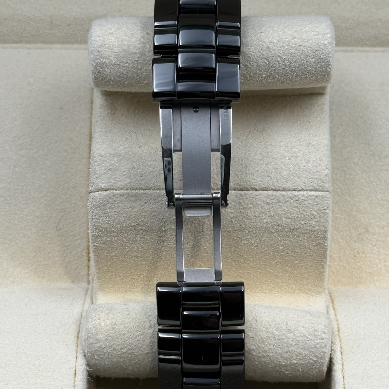 CHANEL(����ͥ�) J12 �ޥɥ⥢����38m ����555�� H5242 �֥�å� ����� ���ض�Ź ST-224