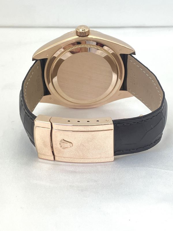 ROLEX�ʥ���å����˥������ɥ����顼326135�����祳������ӥ�ʸ���ס�����å���ǧ������ʡ�ǧ����ť�����ƥ���2025ǯ6�� ������ʡ�UG-425 (����Ź)