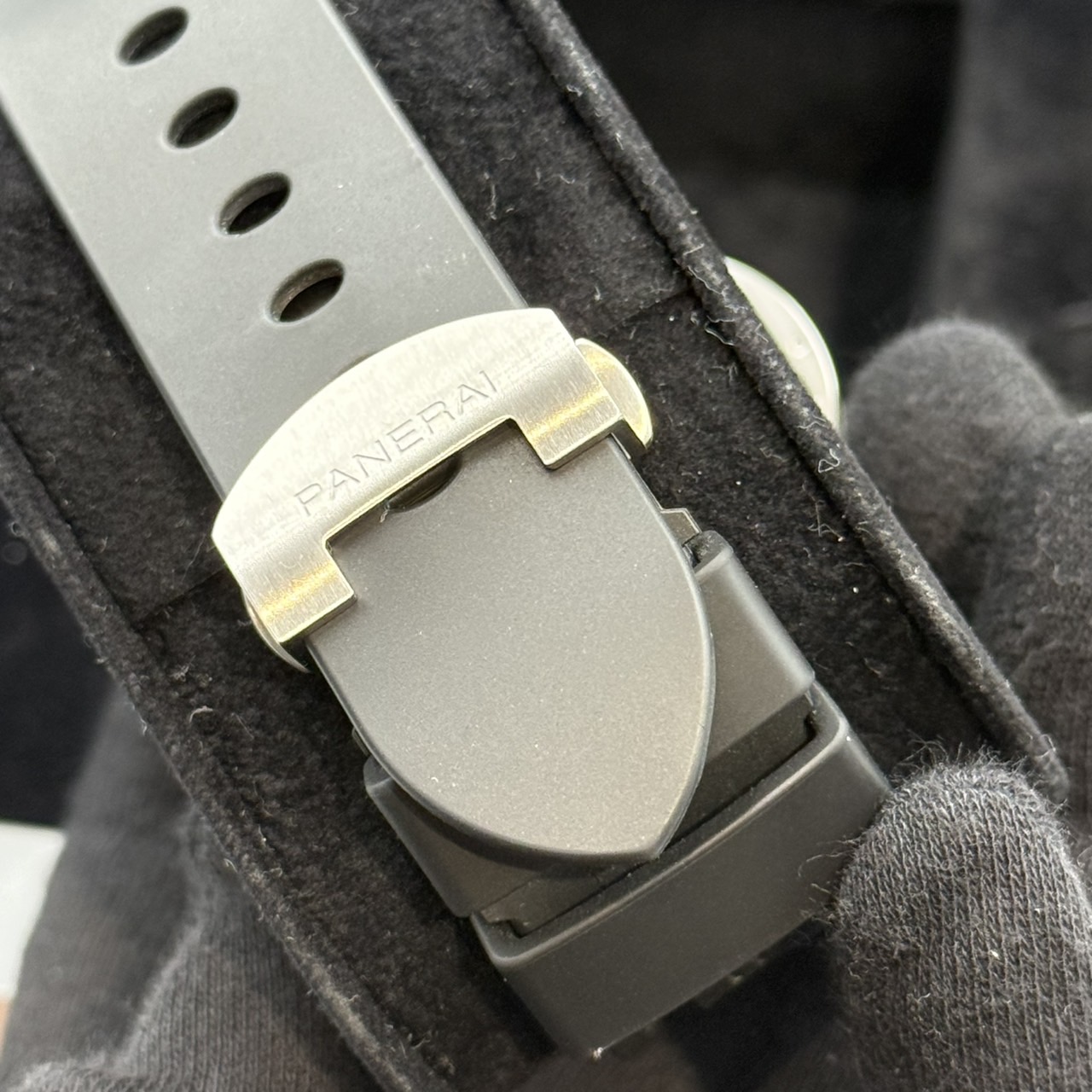 PANERAI(�ѥͥ饤) ��ߥΡ��� ���֥ޡ����֥� PAM01024 �֥�å� SS ����� ���ض�Ź ST-225