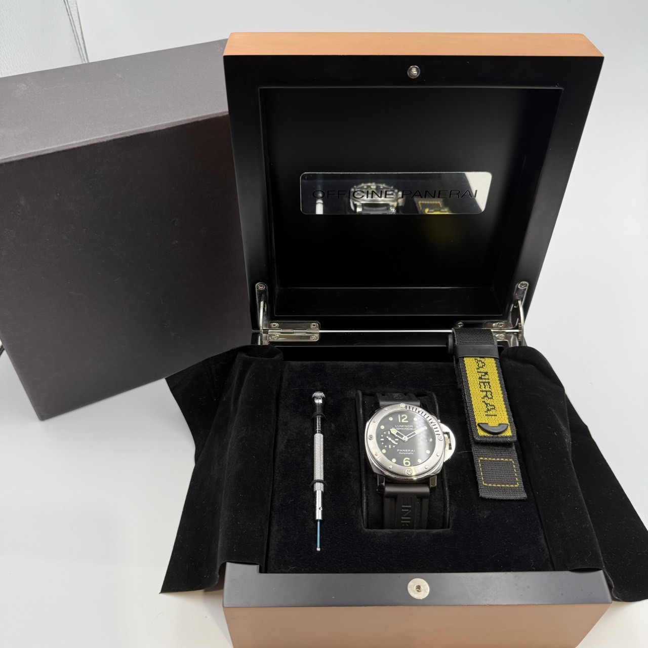 PANERAI(�ѥͥ饤) ��ߥΡ��� ���֥ޡ����֥� PAM01024 �֥�å� SS ����� ���ض�Ź ST-225
