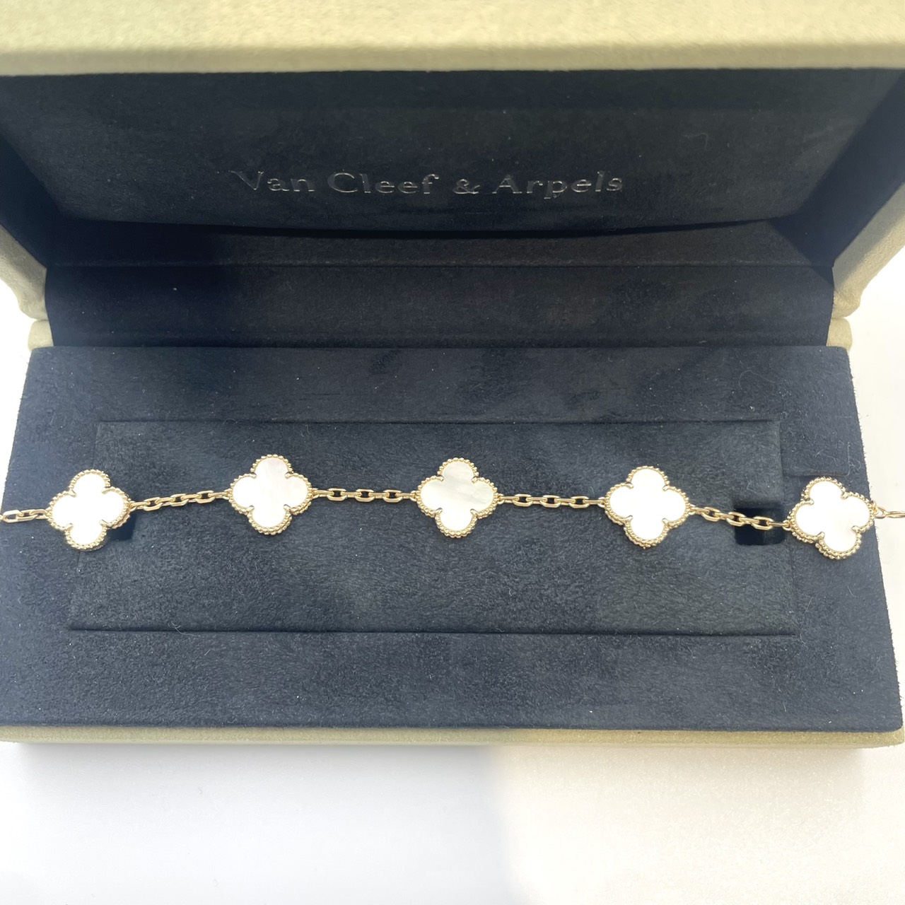 Van cleef & Arpels(�����󥯥꡼�ա������ڥ�) ������ơ�������ϥ�֥顦5������եۥ磻�ȥ����� �֥쥹��å� 750 10.0g ����� CAB-737 ���ض�Ź