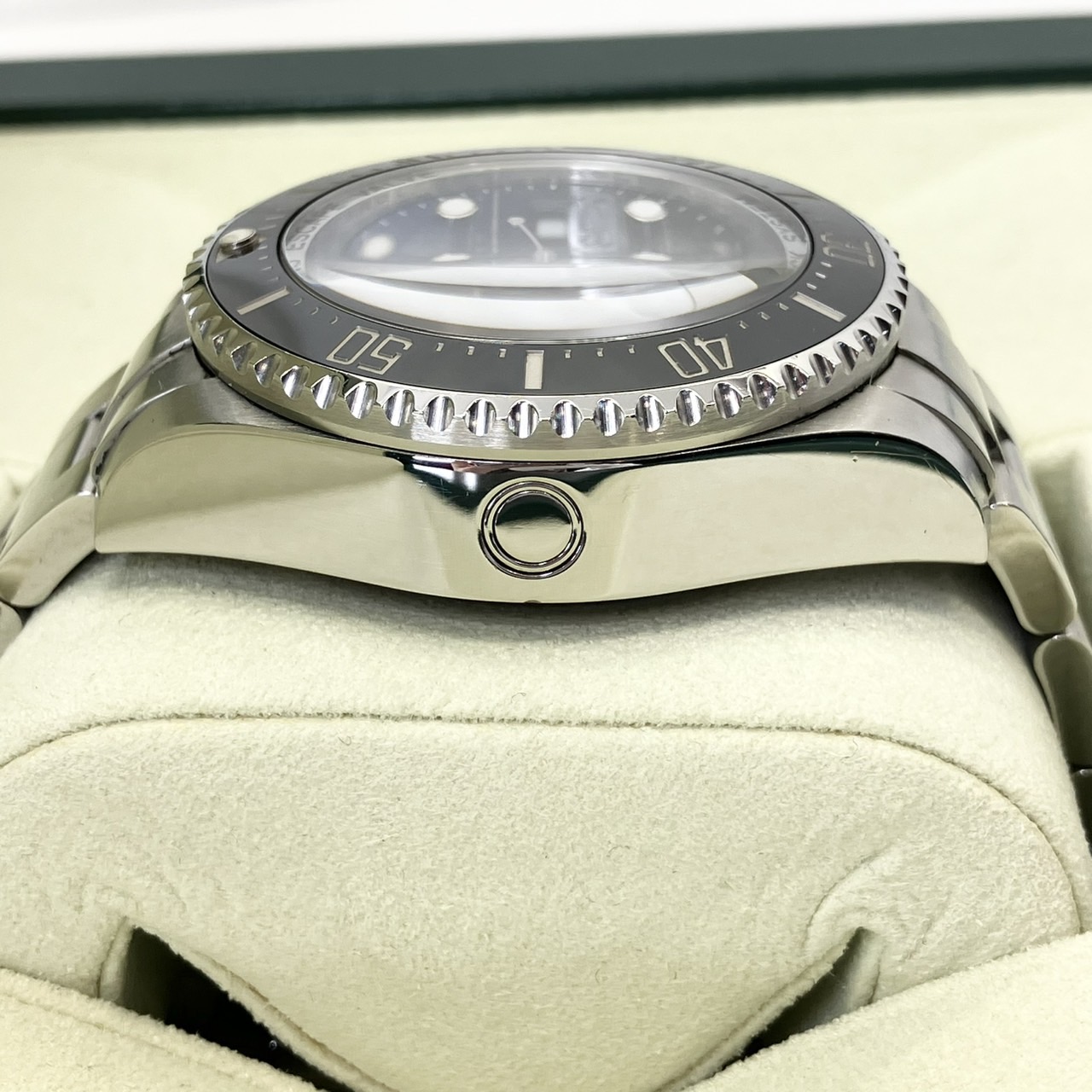 ROLEX(����å���) �����ɥ����顼�ǥ����ץ��� 116660 D�֥롼ʸ����  2015.8��  ����� UK-25 (����Ź)��