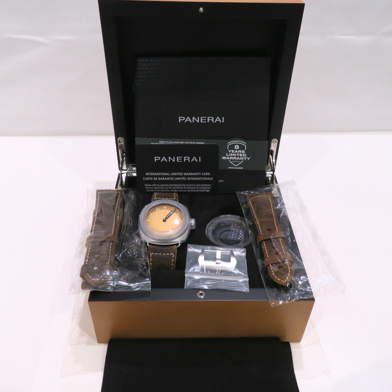 PANERAI(�ѥͥ饤) �饸���ߡ��륫��ե���ߥ� PAM00931 �֥饦�� �괬�� �쥶���ؤ��٥��2�� ���A B-199�����Ź