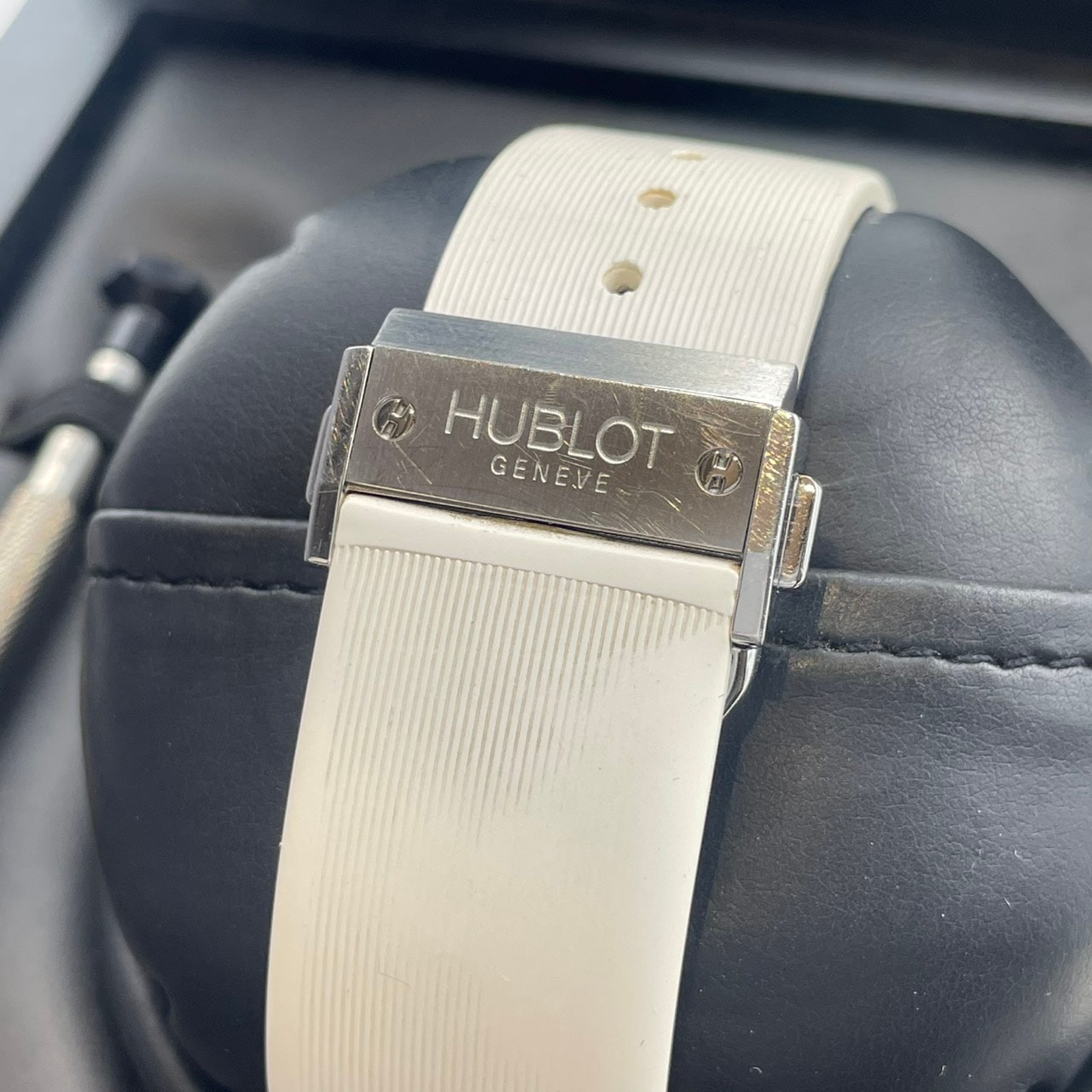 HUBLOT(���֥�) �ӥå��Х�ݥ������ 301.SE.230.LS.STT07 �ۥ磻��  2007ǯ11�� ����� ���� SA-85 ���ض�Ź