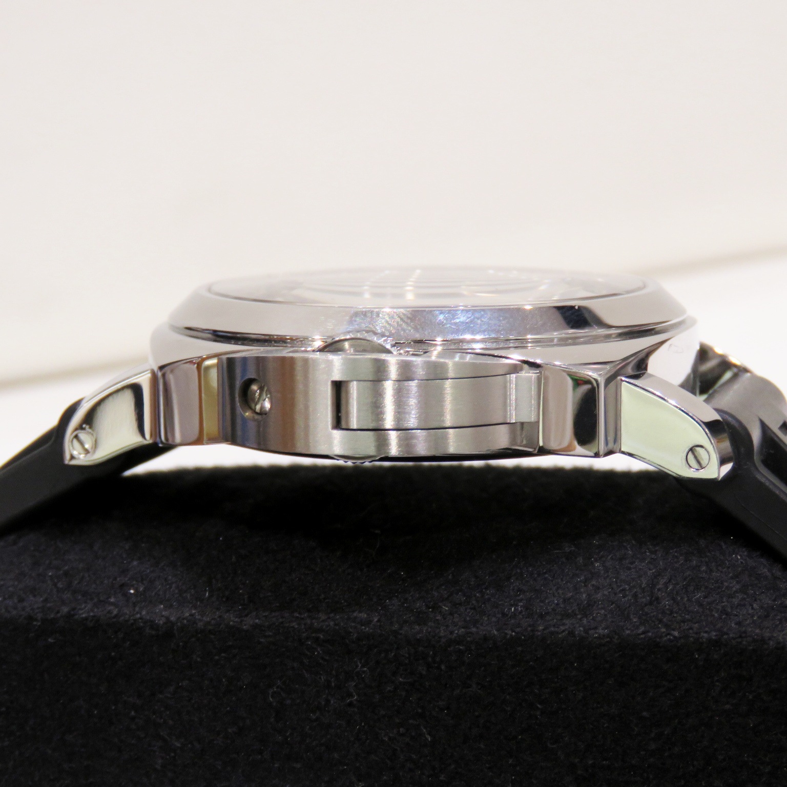 PANERAI (�ѥͥ饤) ��ߥΡ��� �١��� ���� �ӻ��� PAM01086 �֥�å� SS/��С� �쥶���٥����° ��°�ʴ��� ������ʡ�B-074 ���Ź
