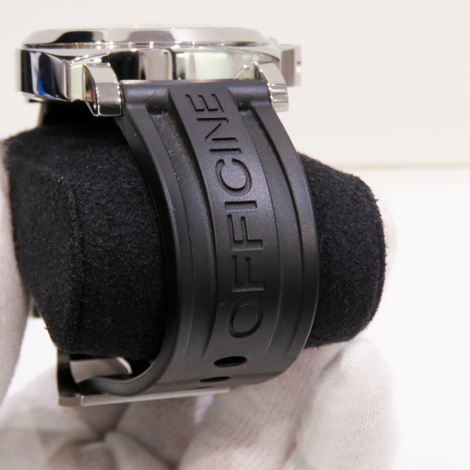 PANERAI (�ѥͥ饤) ��ߥΡ��� �١��� ���� �ӻ��� PAM01086 �֥�å� SS/��С� �쥶���٥����° ��°�ʴ��� ������ʡ�B-074 ���Ź