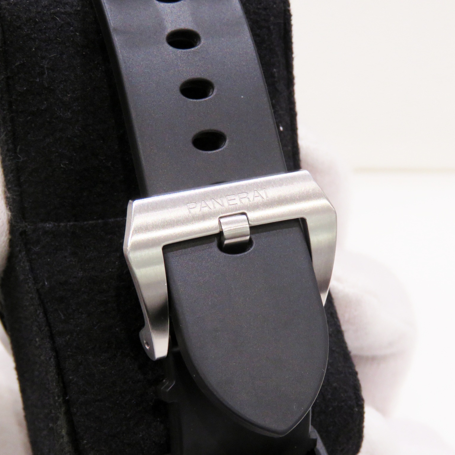 PANERAI (�ѥͥ饤) ��ߥΡ��� �١��� ���� �ӻ��� PAM01086 �֥�å� SS/��С� �쥶���٥����° ��°�ʴ��� ������ʡ�B-074 ���Ź
