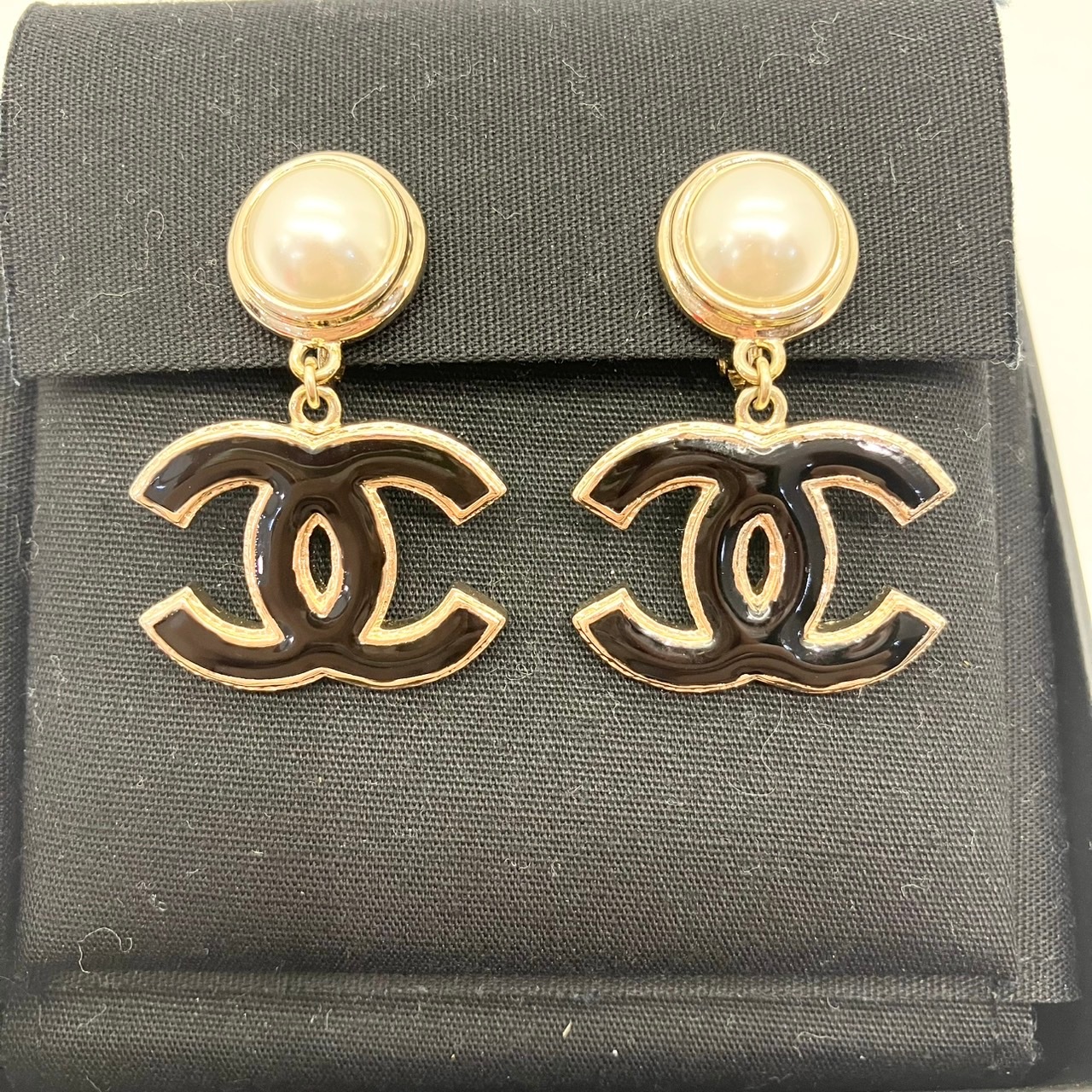 CHANEL(����ͥ�) �ե������ѡ��� �����ޡ��������� �����ѥ�ߥ֥�å� 2022ǯ Ȣ�դ� ���A (����Ź)