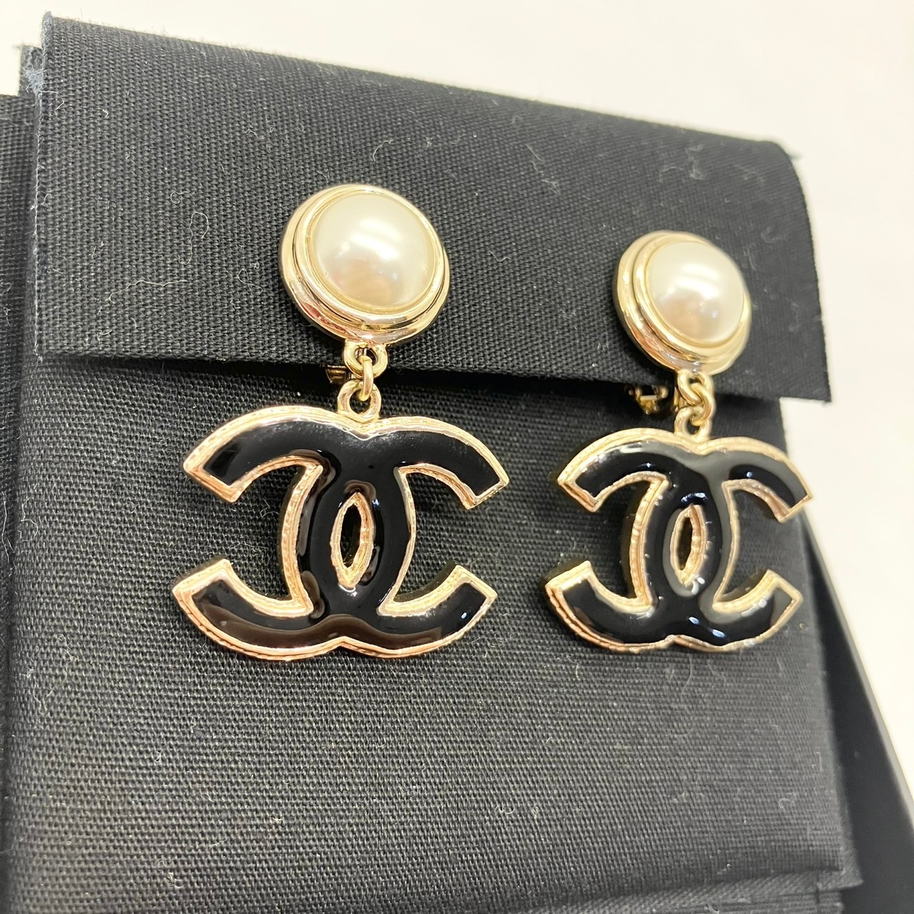 CHANEL(����ͥ�) �ե������ѡ��� �����ޡ��������� �����ѥ�ߥ֥�å� 2022ǯ Ȣ�դ� ���A (����Ź)