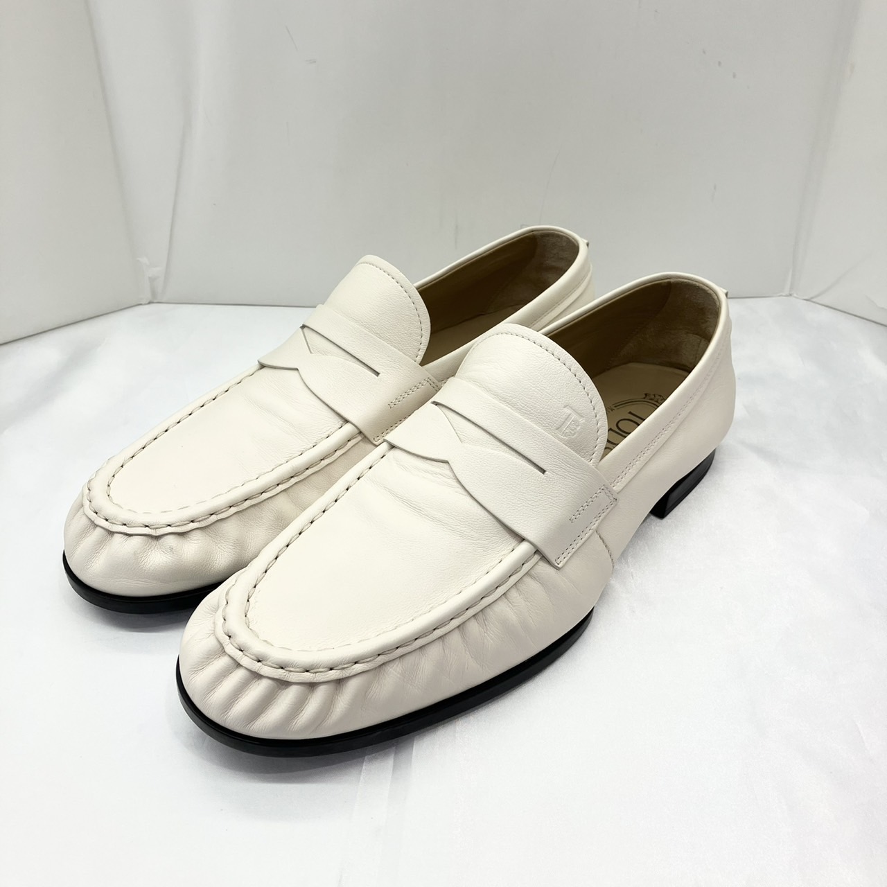 TOD'S(トッズ) メンズローファー ホワイト サイズ71/2 ランクAB (上野