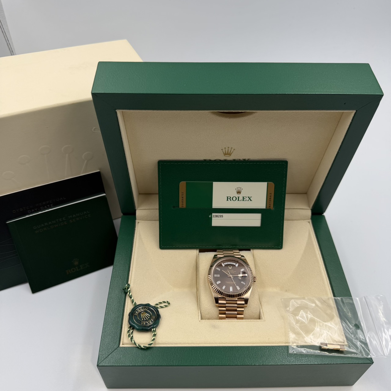 ROLEX (����å���) �ǥ��ǥ���40��228235 ���祳 10P������ 2016ǯ7�� ����� ���� SA-238 ���ض�Ź