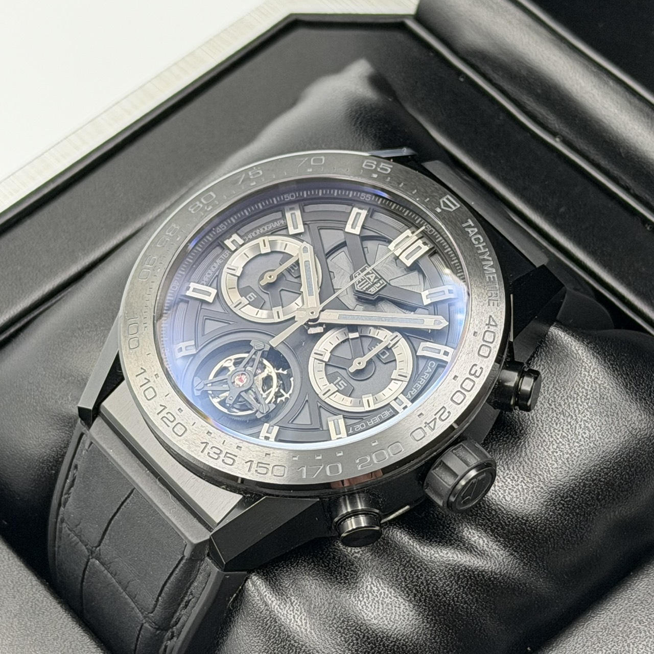 TAG Heuer(�����ۥ��䡼) ����饭���С��ۥ��䡼02T����ߥå��ȥ�����ӥ�� CAR5A8Z �֥�å� 2017ǯ6�� ����Ʊ�� ���� SA-76 ���ض�Ź