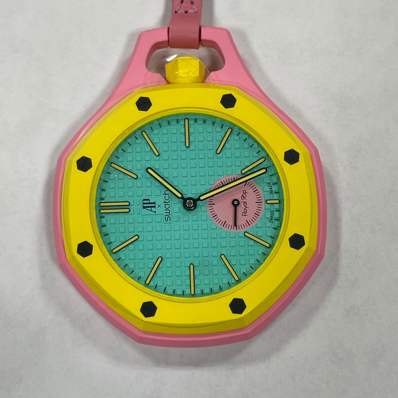 swatch ロイヤルポップ SSX03J100N 2026.8 未使用品 ピンク/イエロー