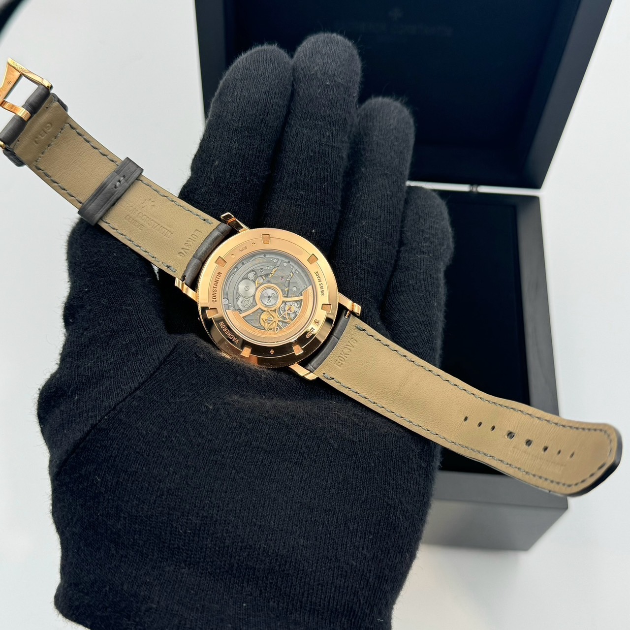 VACHERON CONSTANTIN(����������󡦥��󥹥��󥿥�)�ȥ�ǥ�����ʥ� ����ץ꡼�ȥ��������������ץ�ե����� 4020T/000R-B654 ������� ���ض�Ź CAT-422