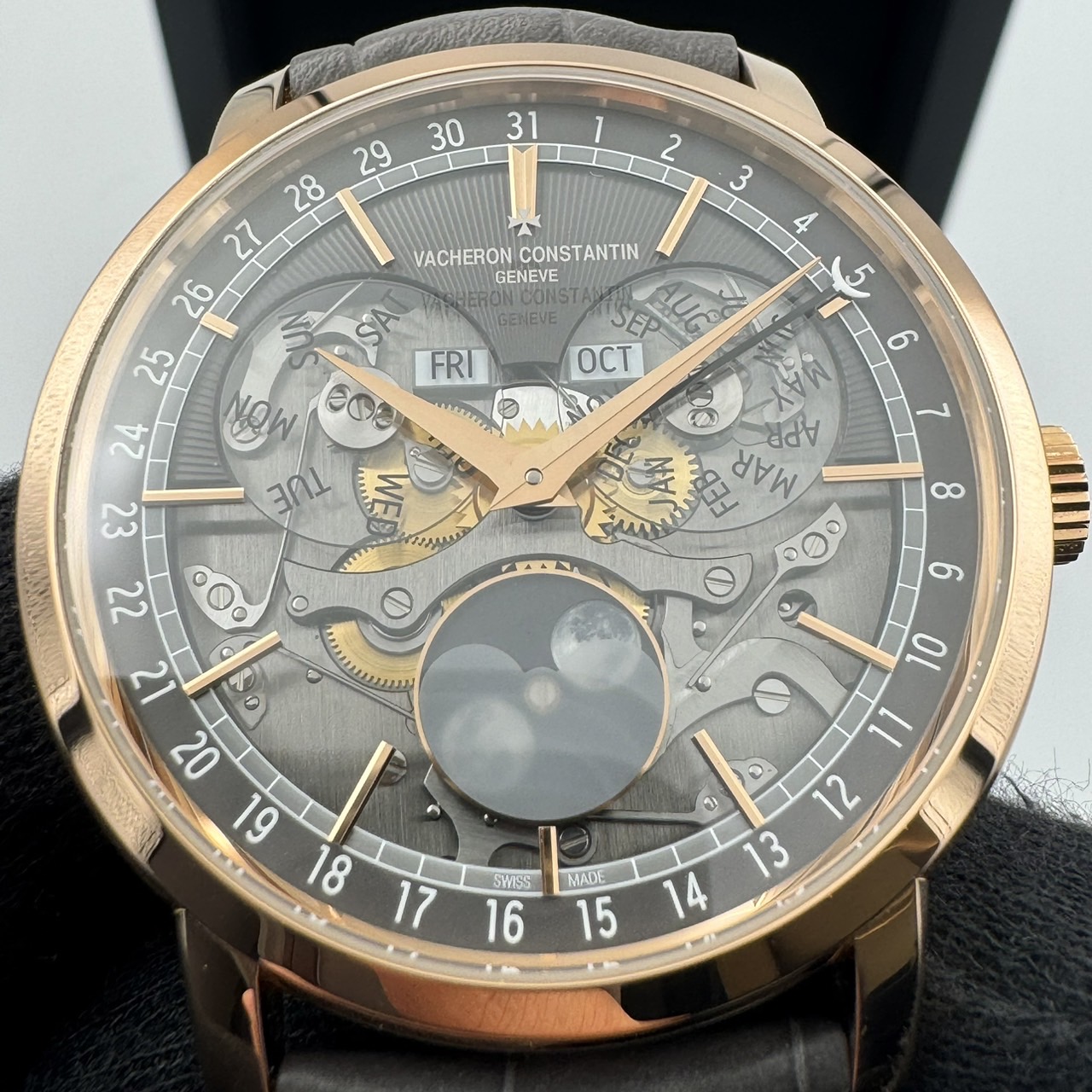 VACHERON CONSTANTIN(����������󡦥��󥹥��󥿥�)�ȥ�ǥ�����ʥ� ����ץ꡼�ȥ��������������ץ�ե����� 4020T/000R-B654 ������� ���ض�Ź CAT-422