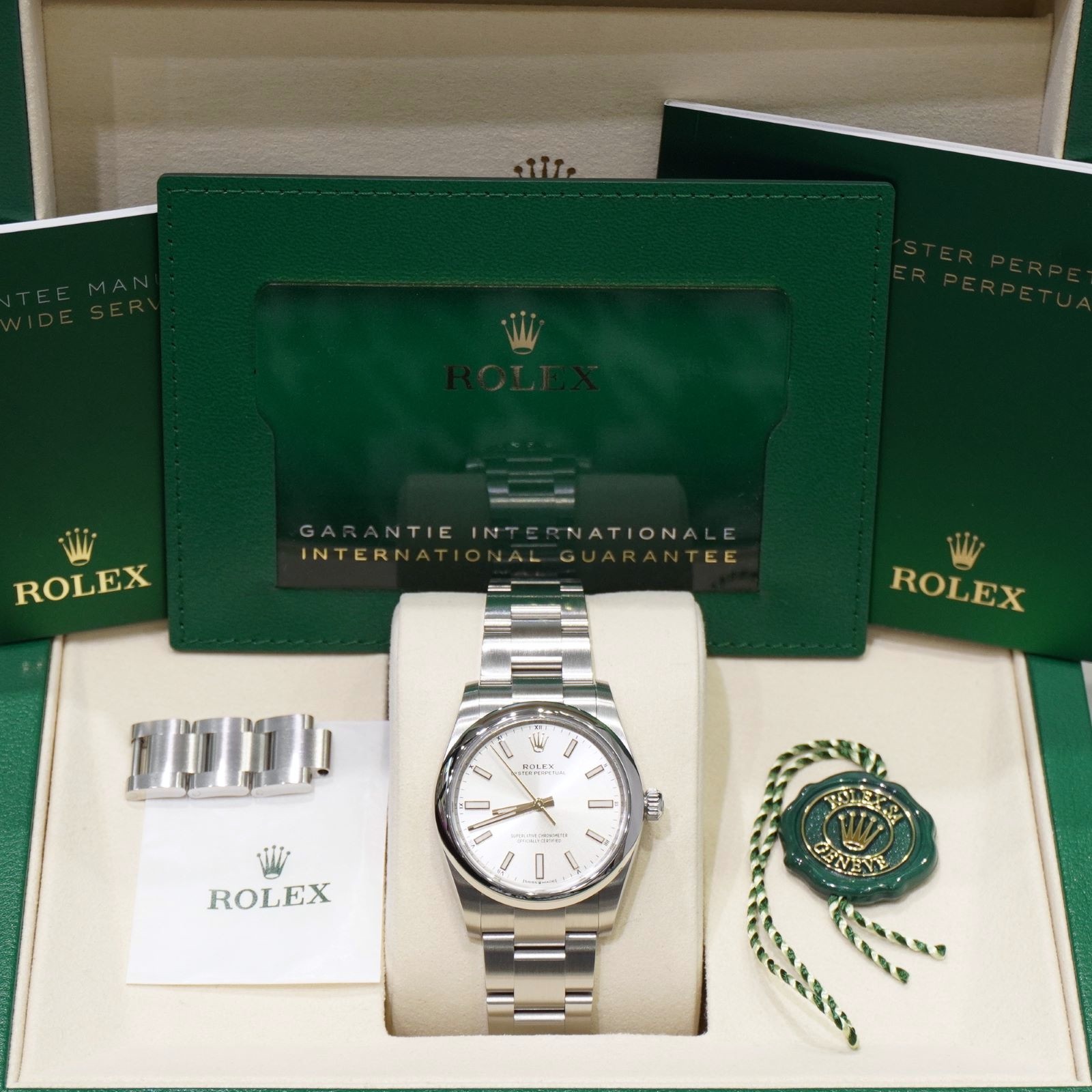 ROLEX (����å���) �����������ѡ��ڥ��奢��34 �ӻ��� 124200 ����С� SS ���������� ��°�ʴ��� ����Ʊ�� Z-119 ���Ź