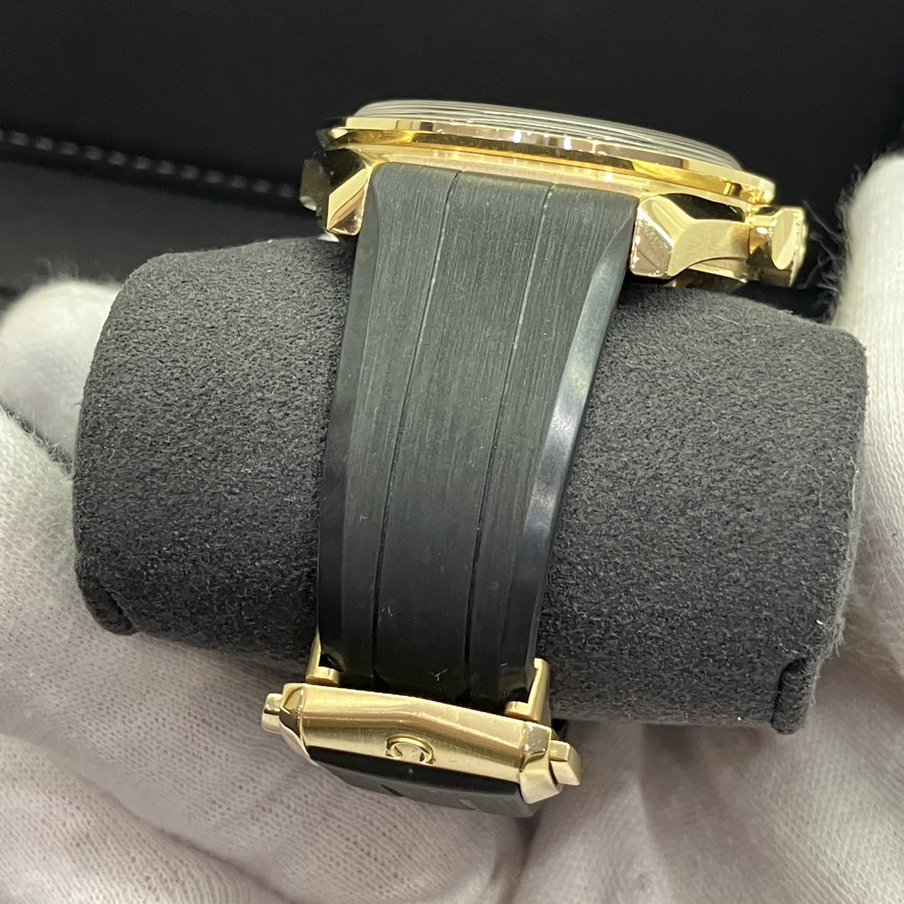 OMEGA(���ᥬ) ���ԡ��ɥޥ����� �ࡼ�󥦥��å� �ץ��ե��å���ʥ� 310.63.42.50.10.001 750YG 2025ǯ7�� ����� UH-44 (����Ź)