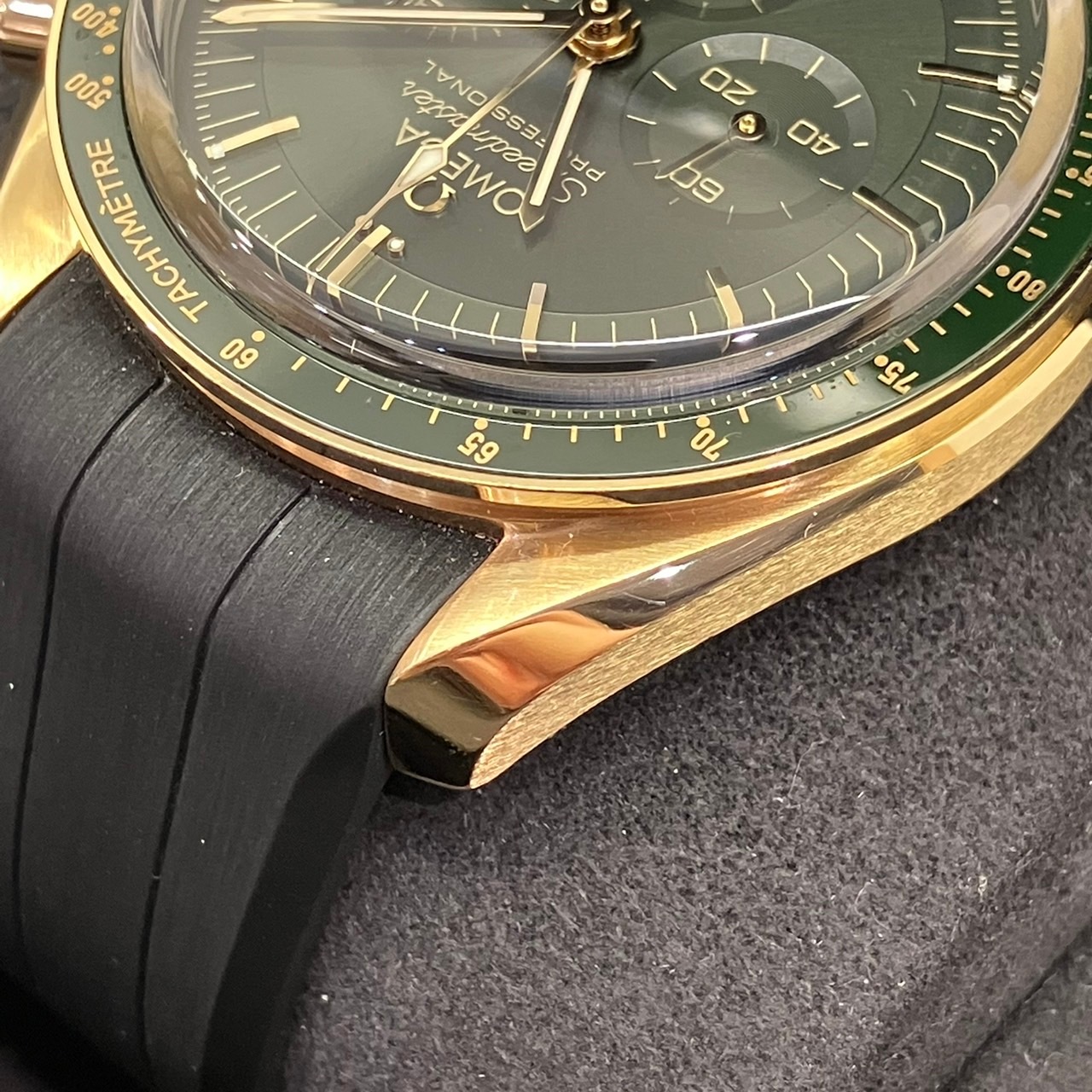 OMEGA(���ᥬ) ���ԡ��ɥޥ����� �ࡼ�󥦥��å� �ץ��ե��å���ʥ� 310.63.42.50.10.001 750YG 2025ǯ7�� ����� UH-44 (����Ź)