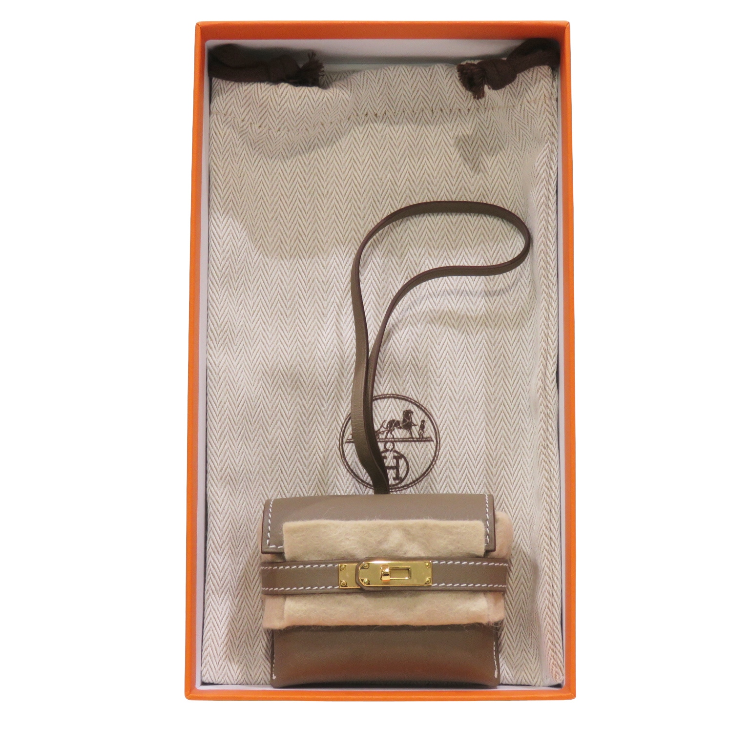 HERMES (����᥹) ���꡼�ե����ƥ��Х� ���㡼�� ���ȥ�����(������ɶ��) �����ե� W��� ̤���� W168 ���Ź