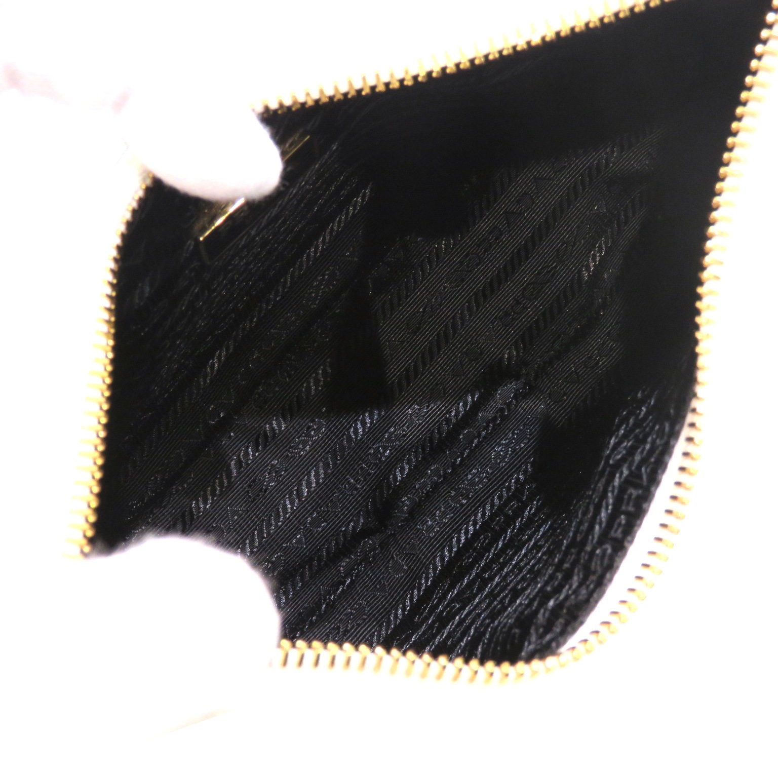 PRADA (�ץ��) Re-Edition 2005 ���ե������Υ쥶�� �Хå� ���������Хå� 1BH204_NZV_F02EN_V_V2M �ۥ磻�� �쥶�� ���A N237 ���Ź