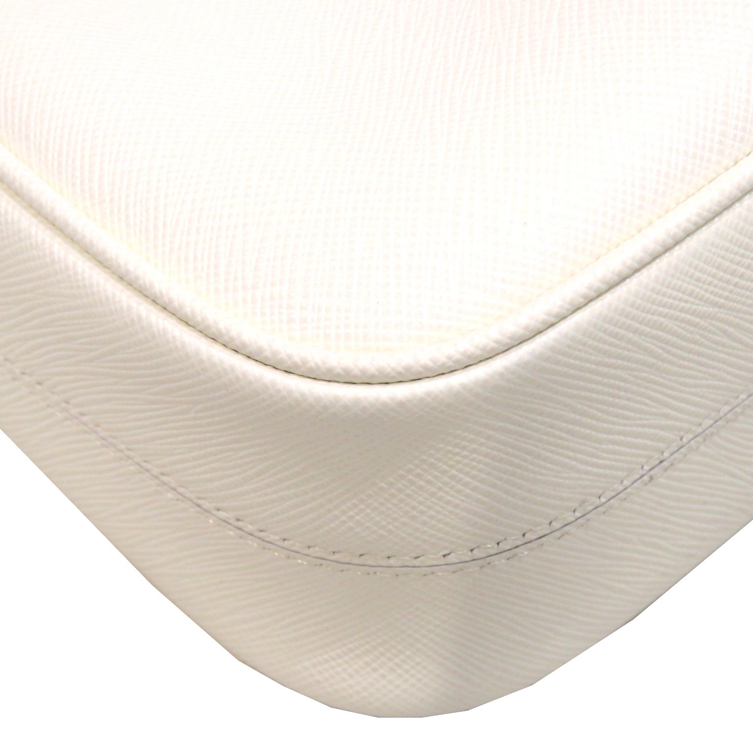 PRADA (�ץ��) Re-Edition 2005 ���ե������Υ쥶�� �Хå� ���������Хå� 1BH204_NZV_F02EN_V_V2M �ۥ磻�� �쥶�� ���A N237 ���Ź