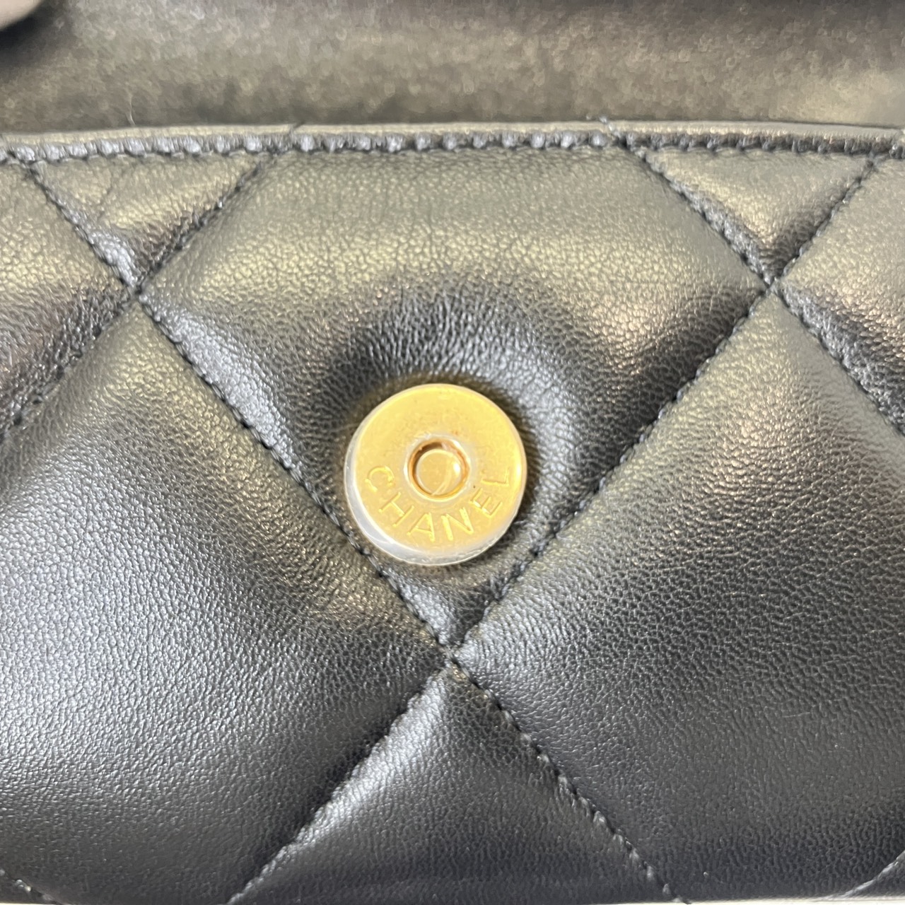 CHANEL(����ͥ�) ����ͥ�19���������������� �������󥷥������Хå� �֥�å� �������/����С���� ��ॹ���� �����/������/31���� ���A (����Ź)