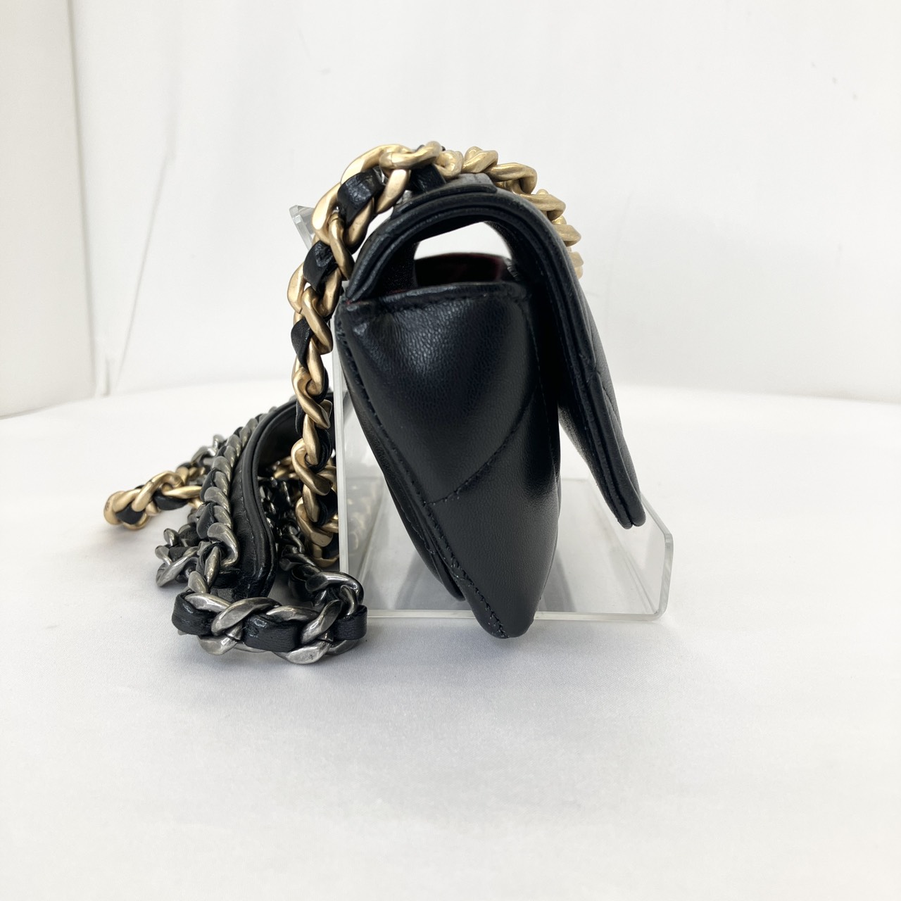CHANEL(����ͥ�) ����ͥ�19���������������� �������󥷥������Хå� �֥�å� �������/����С���� ��ॹ���� �����/������/31���� ���A (����Ź)