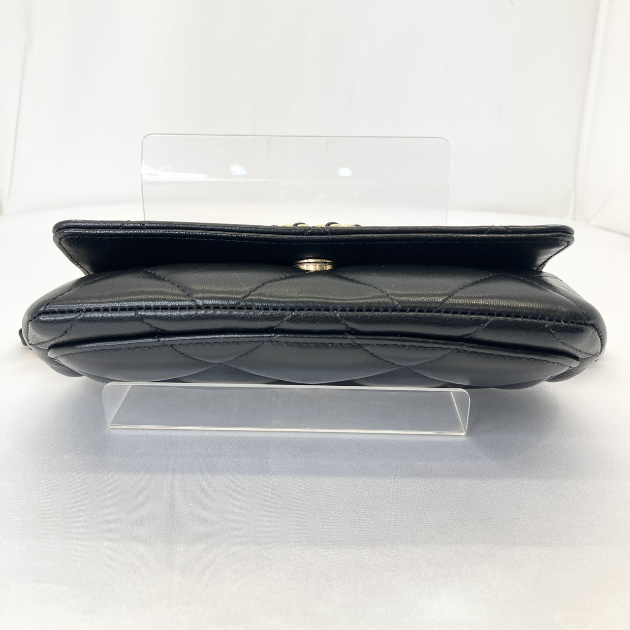 CHANEL(����ͥ�) ����ͥ�19���������������� �������󥷥������Хå� �֥�å� �������/����С���� ��ॹ���� �����/������/31���� ���A (����Ź)
