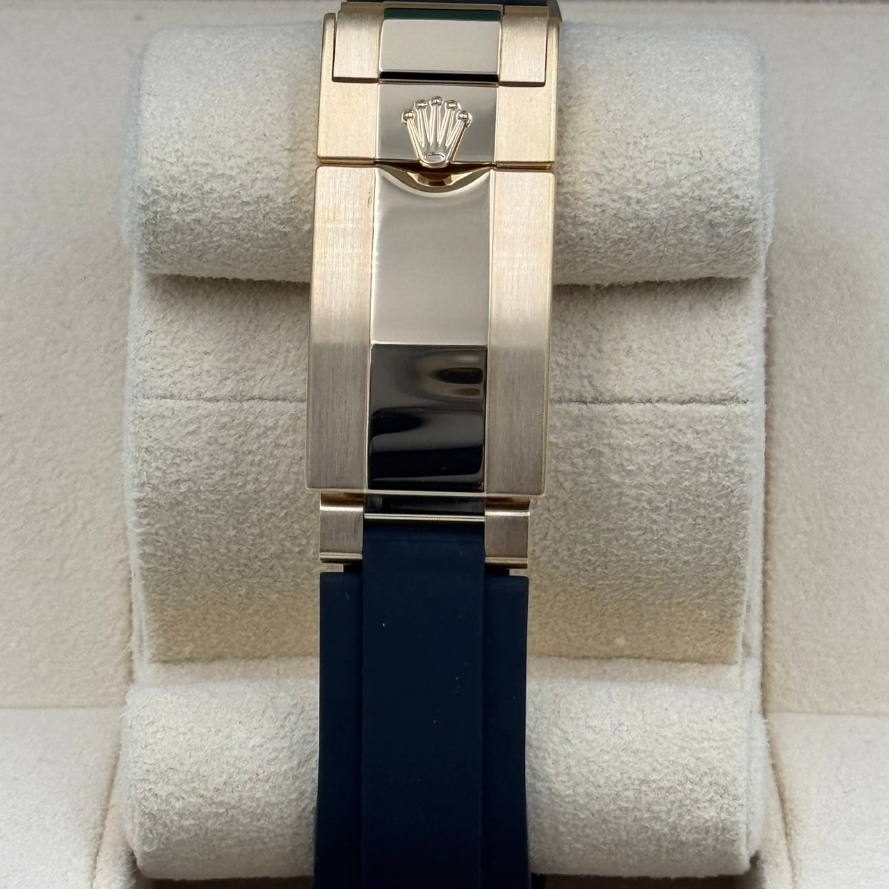 ROLEX(����å���) �����⥰��եǥ��ȥ� 116518LN 8PD�֥�å� YG/��С� ����Ʊ�� ���ض�Ź CAT-844