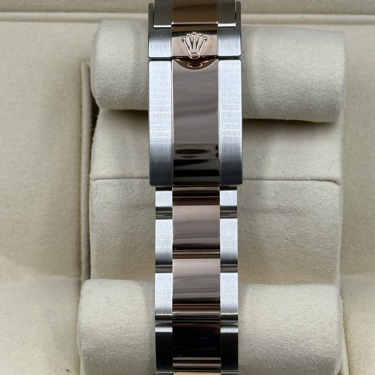 ROLEX (����å���) GMT�ޥ������� 126711CHNR �֥�å� ERG/SS ������� ���ض�Ź ST-631