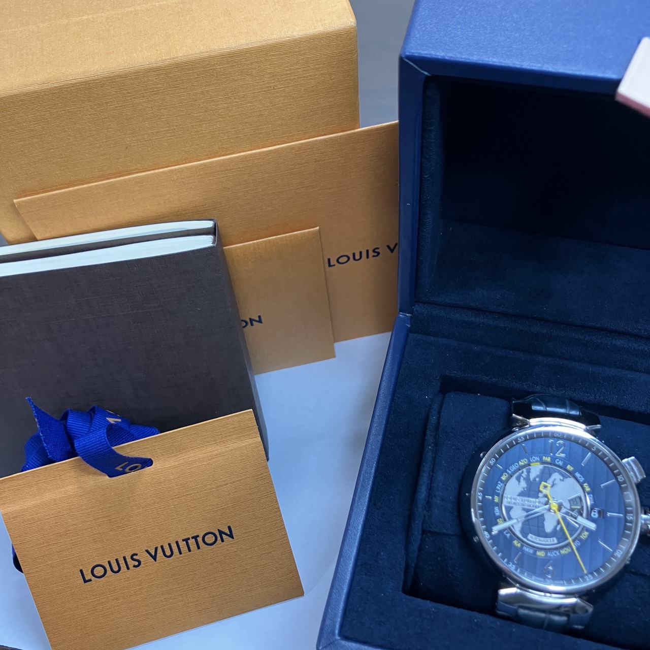 LOUISVITTON(�륤�����ȥ�) ����֡�����ɥ����ޡ���Q1055AG���֥롼������� AE-250(����Ź)