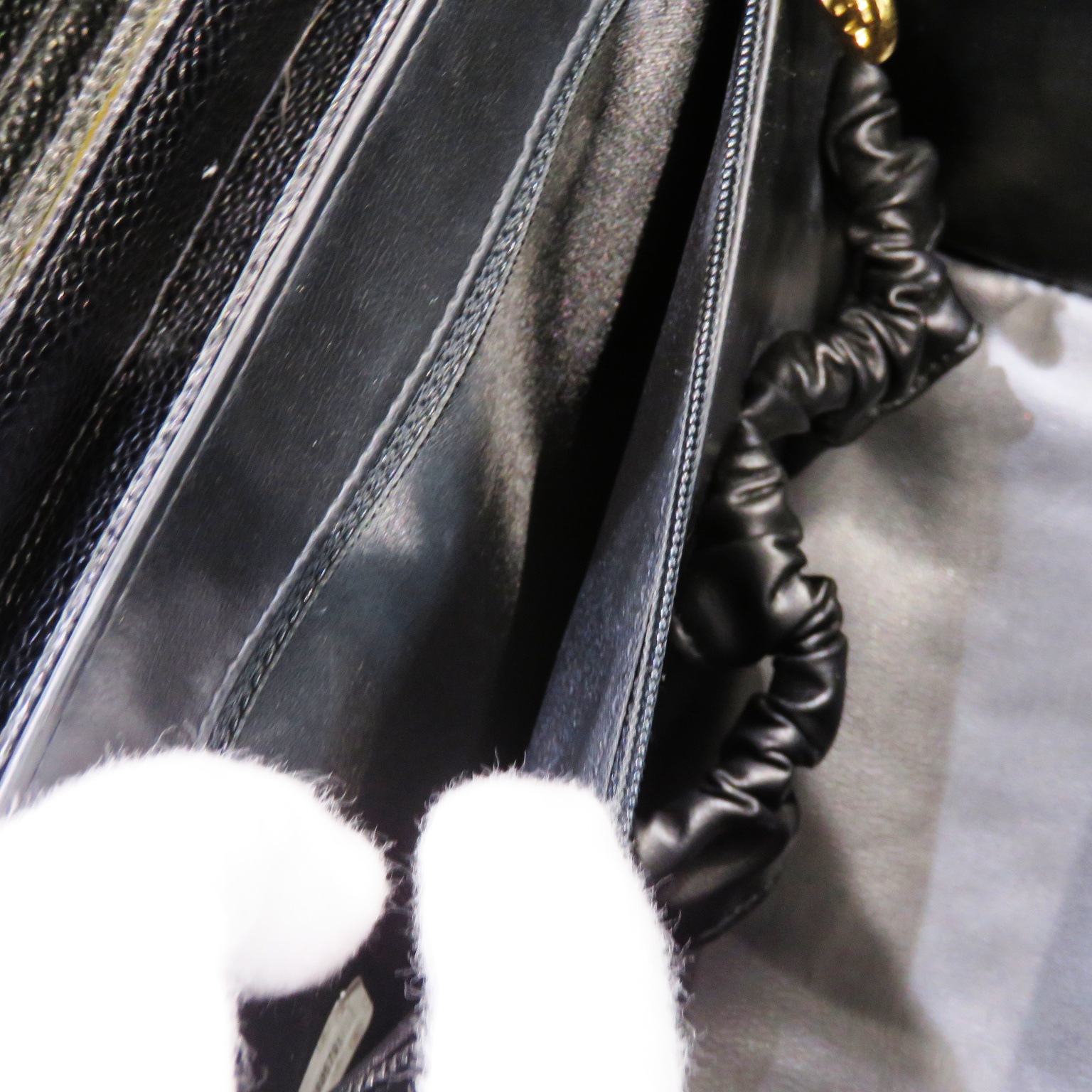CHANEL (����ͥ�) ������ơ��� �����ޡ��� �Х˥ƥ��Хå� �֥�å�(������ɶ��) ����ӥ������� ���A V45 ���Ź