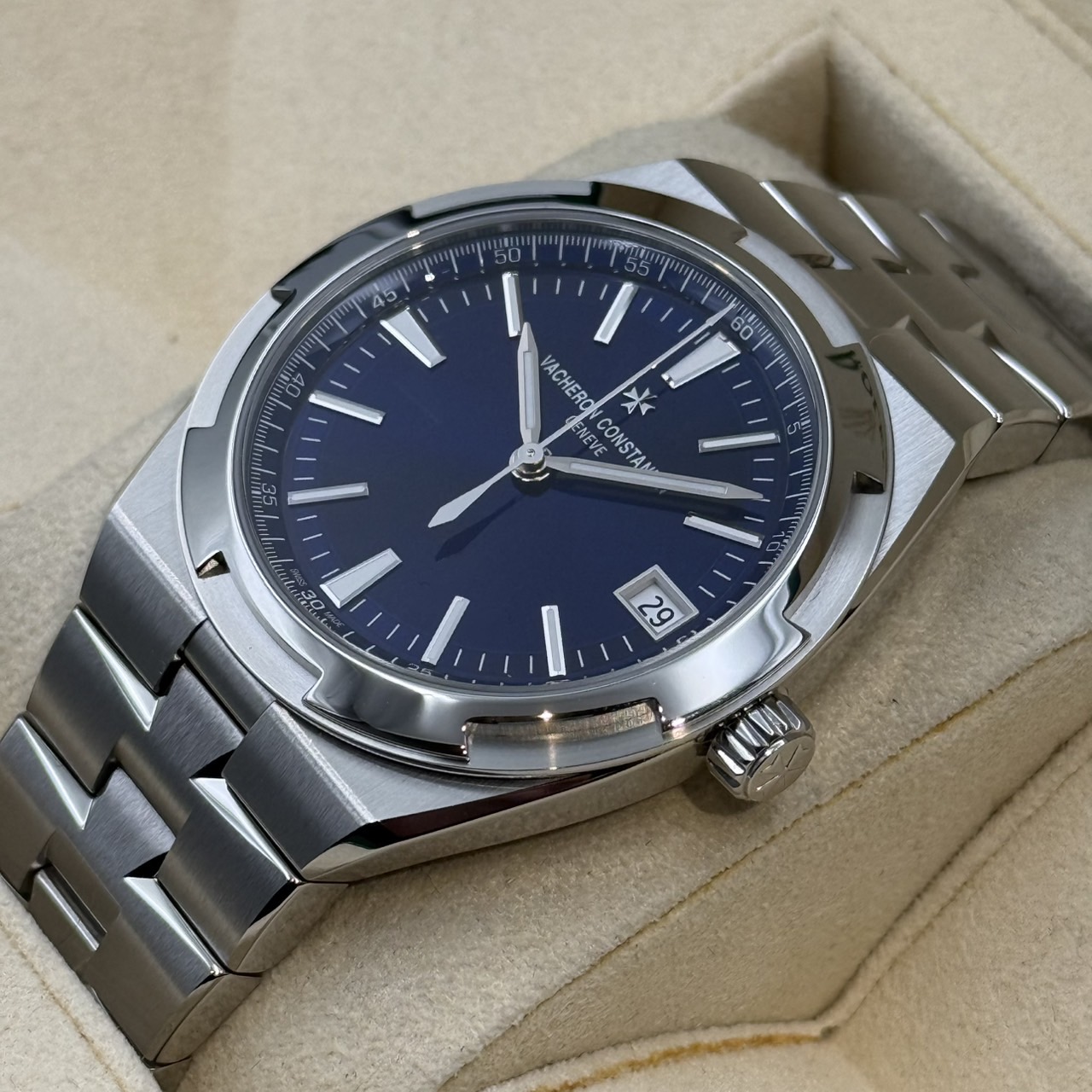 VACHERON CONSTANTIN(����������󥳥󥹥��󥿥�) ���������������� 4520V/210A-B128 �֥롼 2025ǯ6�� ̤���� ���ض�Ź ST-275