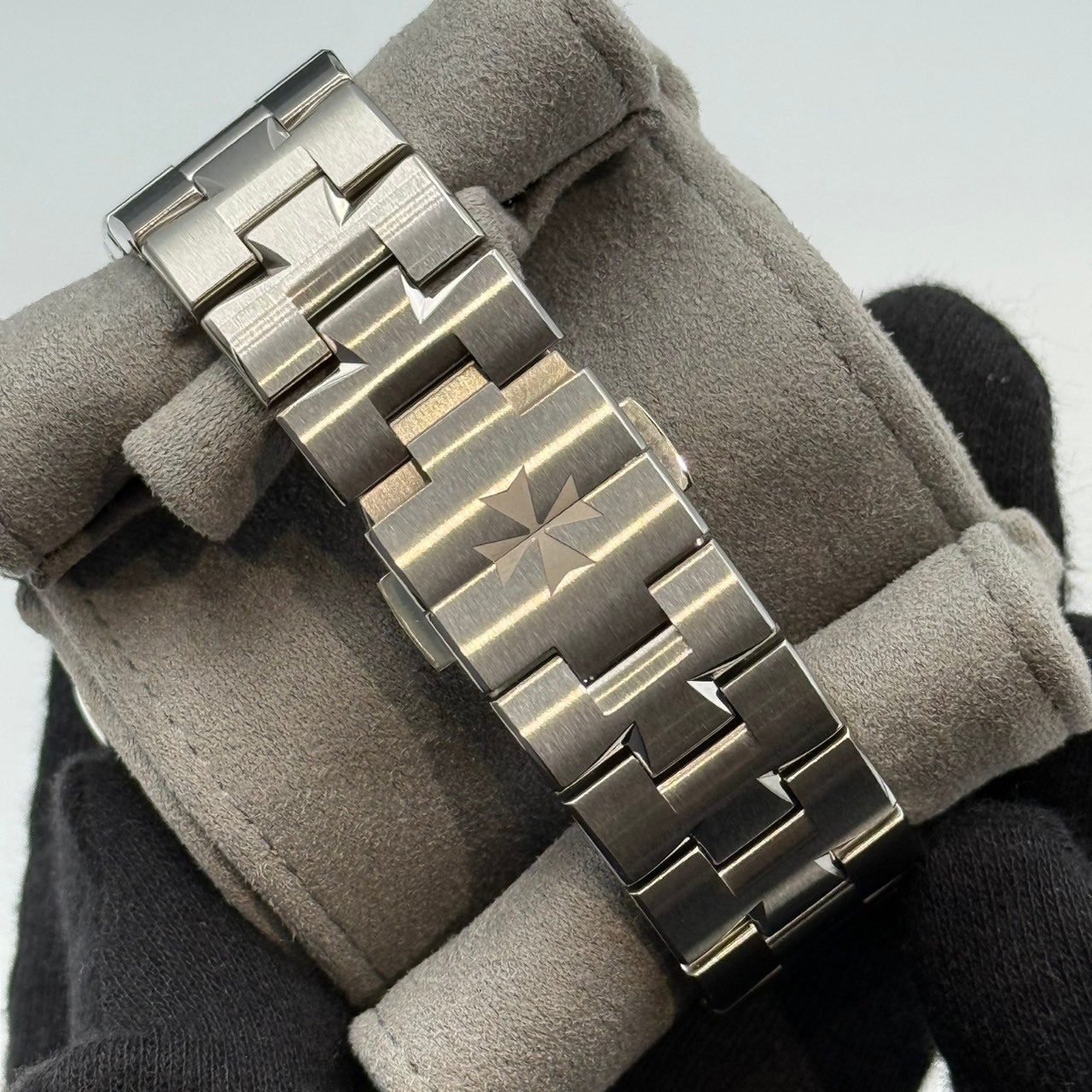 VACHERON CONSTANTIN(����������󥳥󥹥��󥿥�) ���������������� 4520V/210A-B128 �֥롼 2025ǯ6�� ̤���� ���ض�Ź ST-275