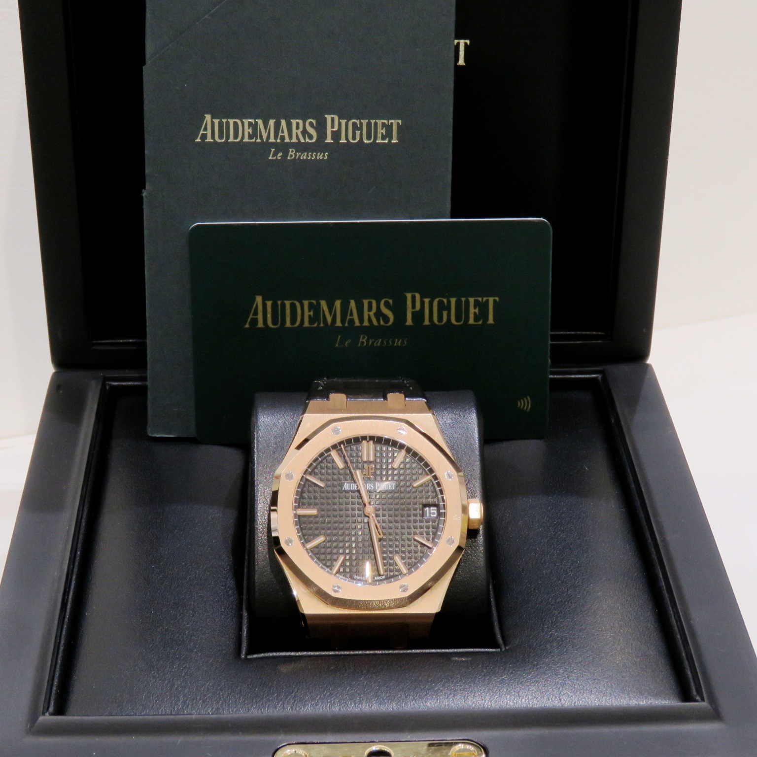 AUDEMARS PIGUET (�����ǥޡ��ԥ�) ������륪���� �����ȥޥƥ��å� �ӻ��� 15500OR.OO.D002CR.01 �֥�å� PG/�쥶�� ��°�ʴ��� ������� X-079 ���Ź