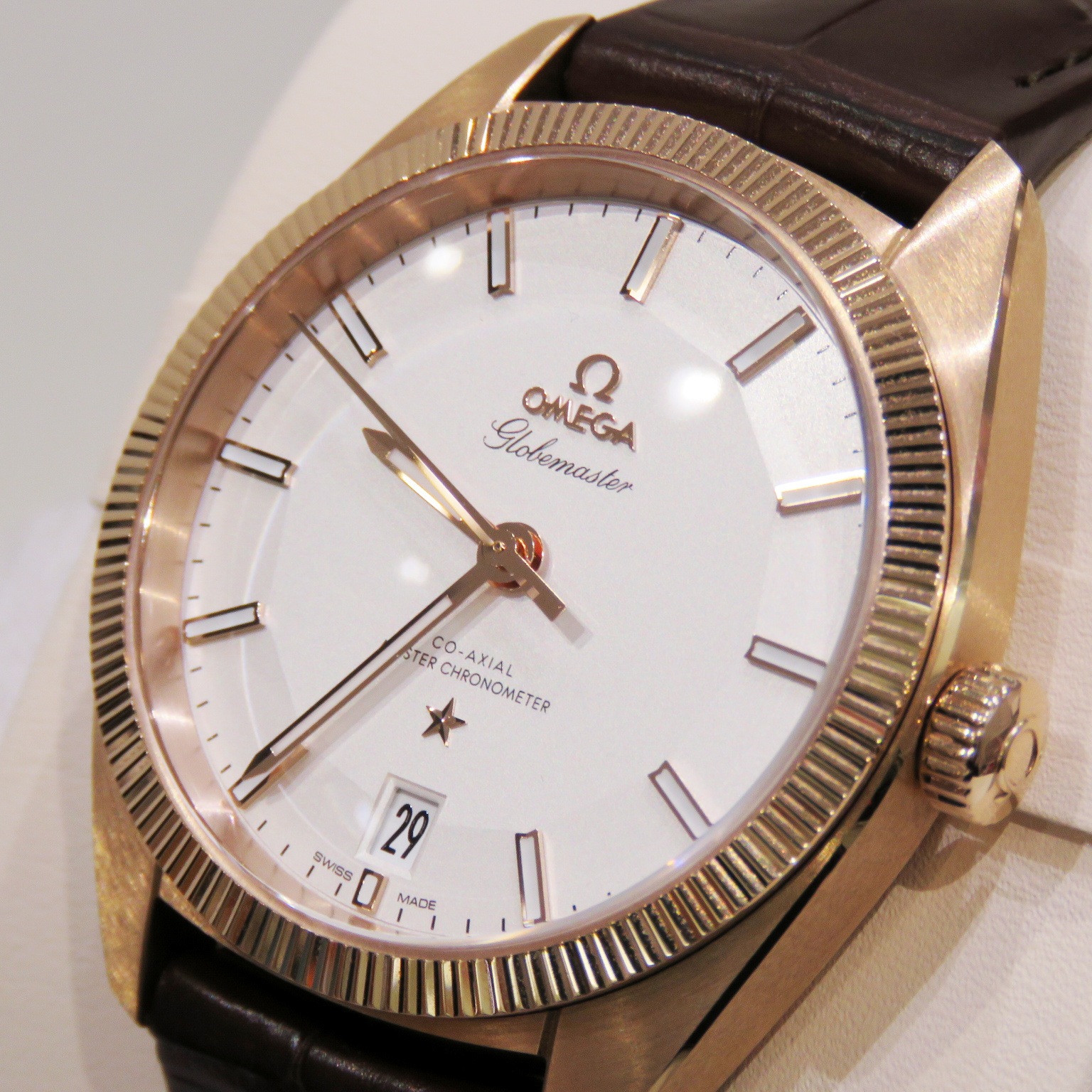 B-020 OMEGA (���ᥬ) ���󥹥ƥ졼����� �������֥ޥ����� �ӻ��� 130.53.39.21.02.001 �ۥ磻�� ���ɥʥ������/�쥶�� ��°�ʴ��� ����Ʊ�� ���Ź