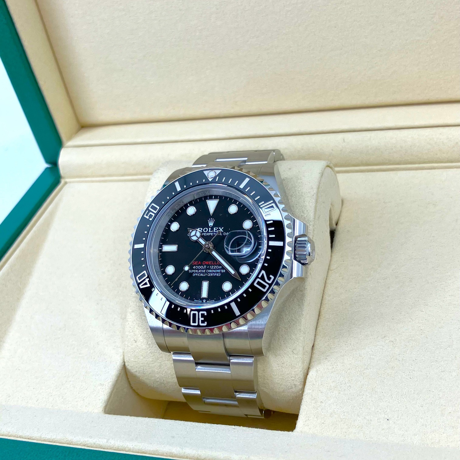 ROLEX(����å���) �����ɥ����顼 126600 �֥�å�ʸ���� 2026ǯ2�� ������� UK-27 (����Ź)