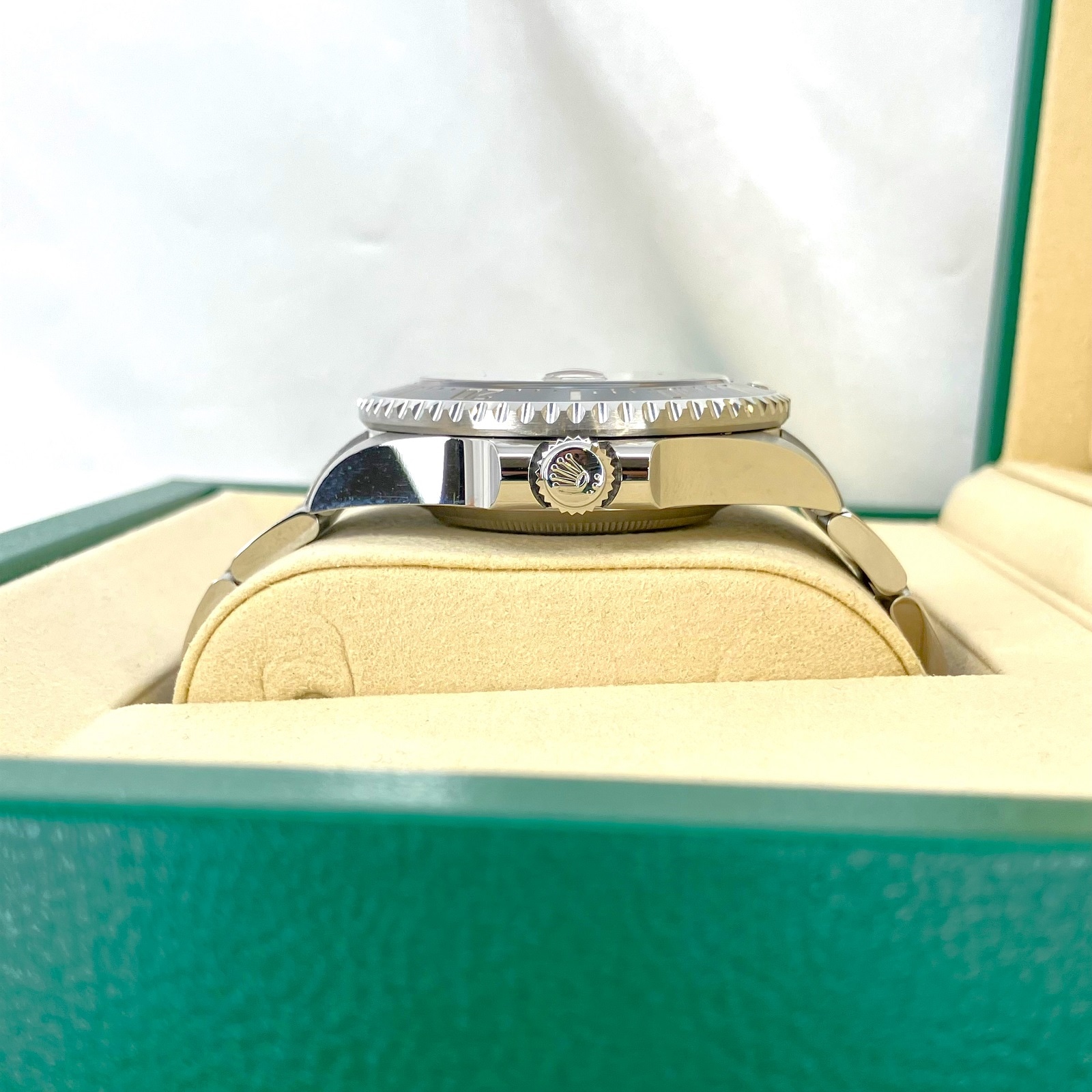 ROLEX(����å���) �����ɥ����顼 126600 �֥�å�ʸ���� 2026ǯ2�� ������� UK-27 (����Ź)