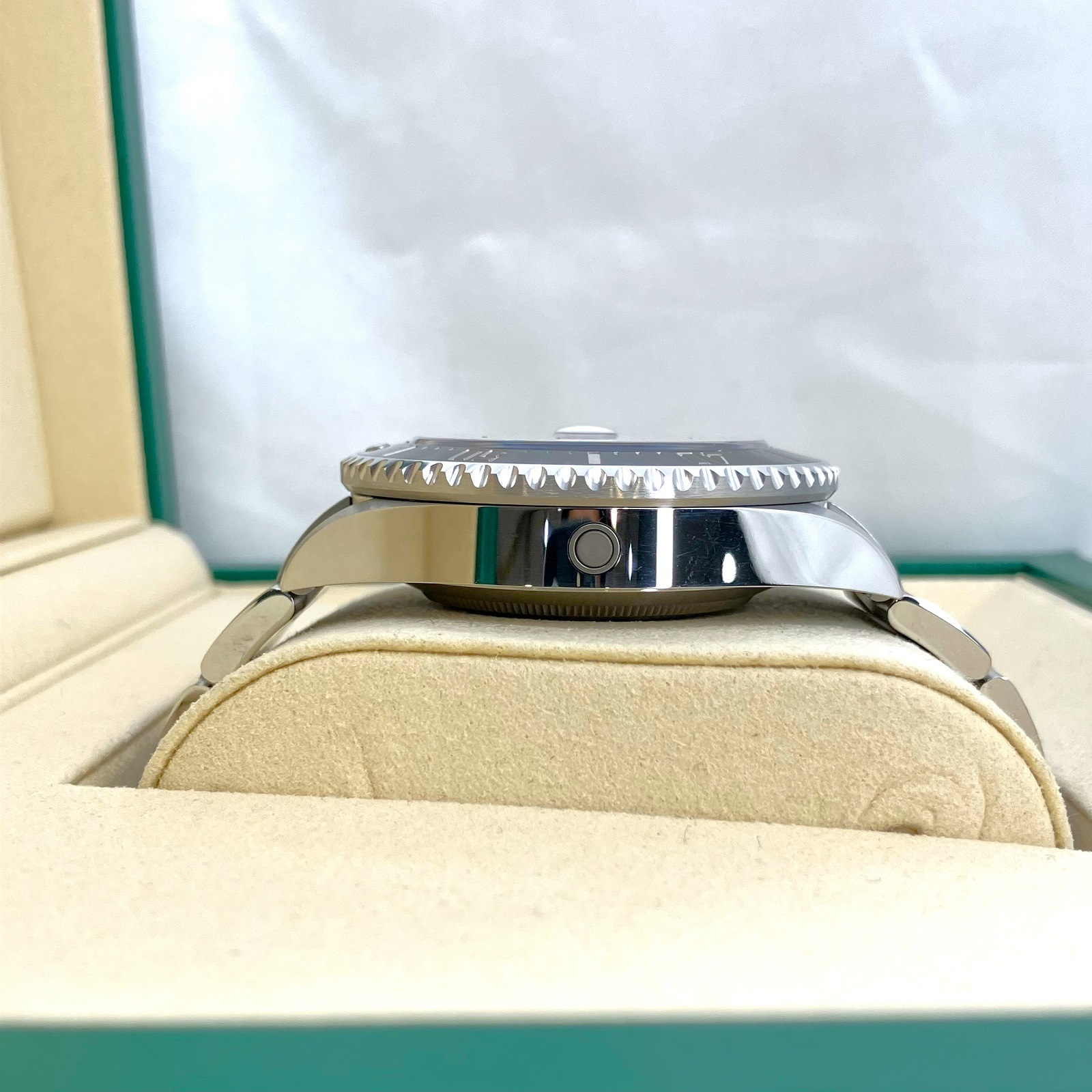 ROLEX(����å���) �����ɥ����顼 126600 �֥�å�ʸ���� 2026ǯ2�� ������� UK-27 (����Ź)