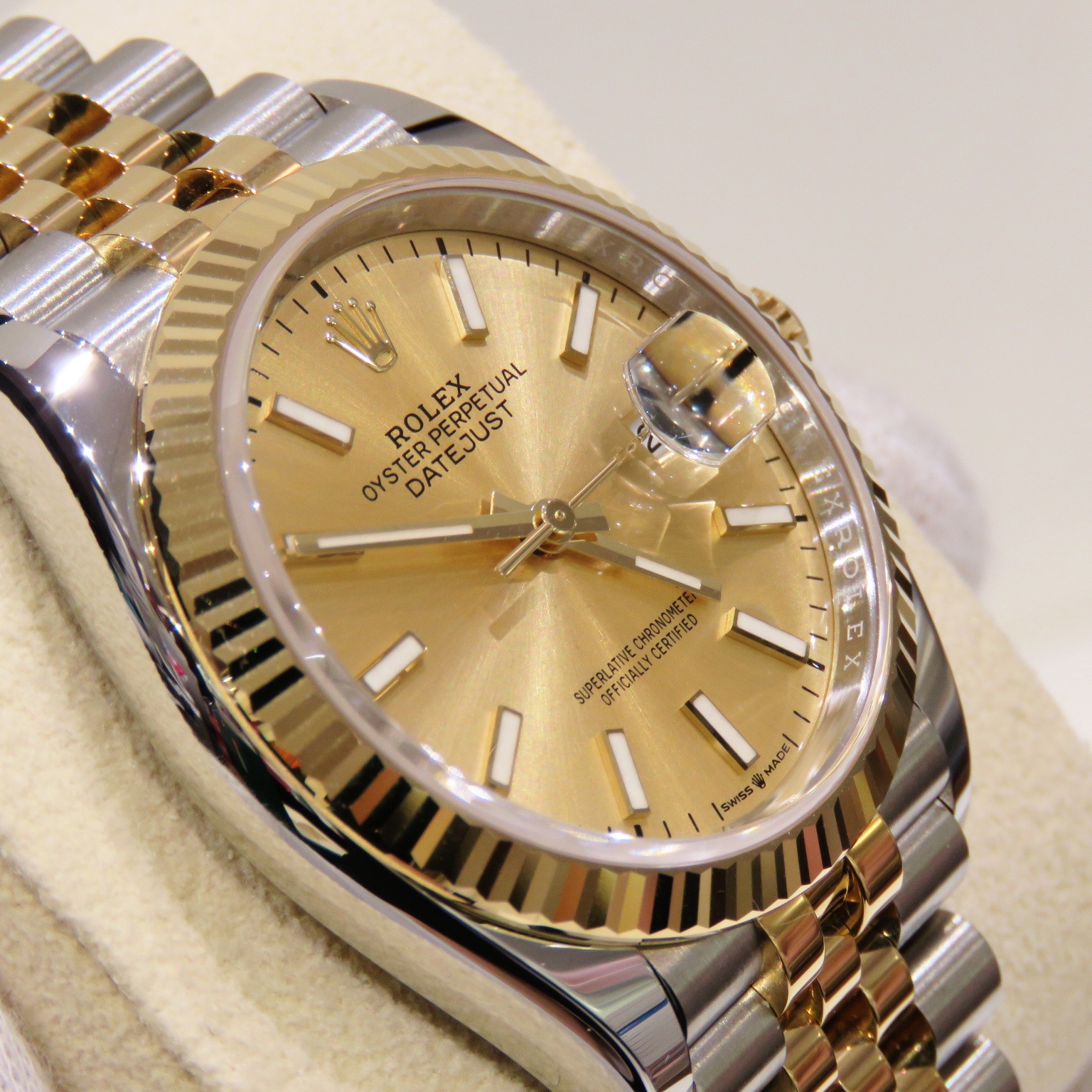 B-141 ROLEX (����å���) �ǥ��ȥ��㥹��36 �ӻ��� 126233 �����ѥ� SS/YG ����ӥ꡼ ��°�ʴ��� ������� ���Ź